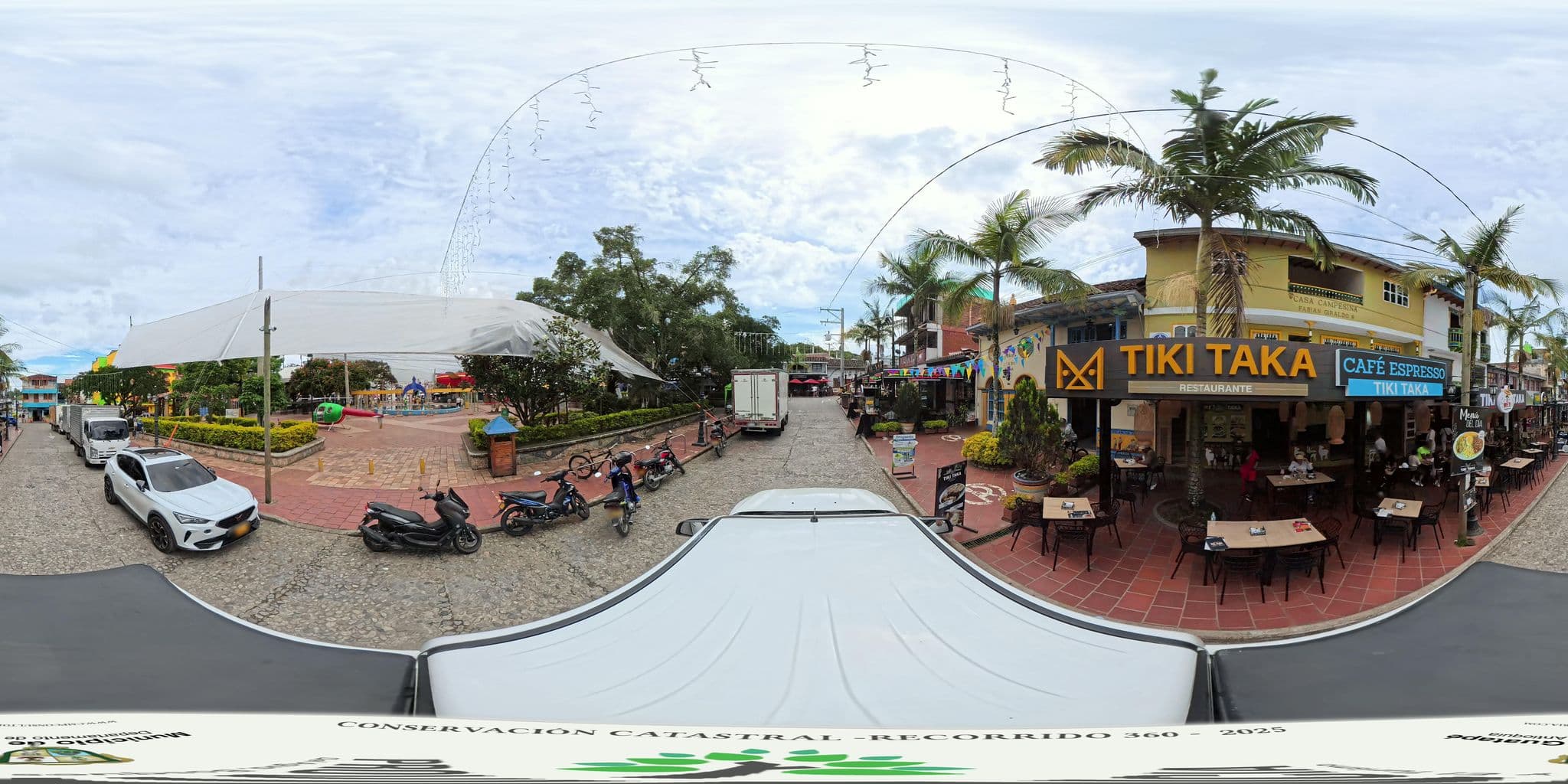 Street view near Ajora, Guatapé — © CMPCONSULTORIA (CC BY-SA · Mapillary)