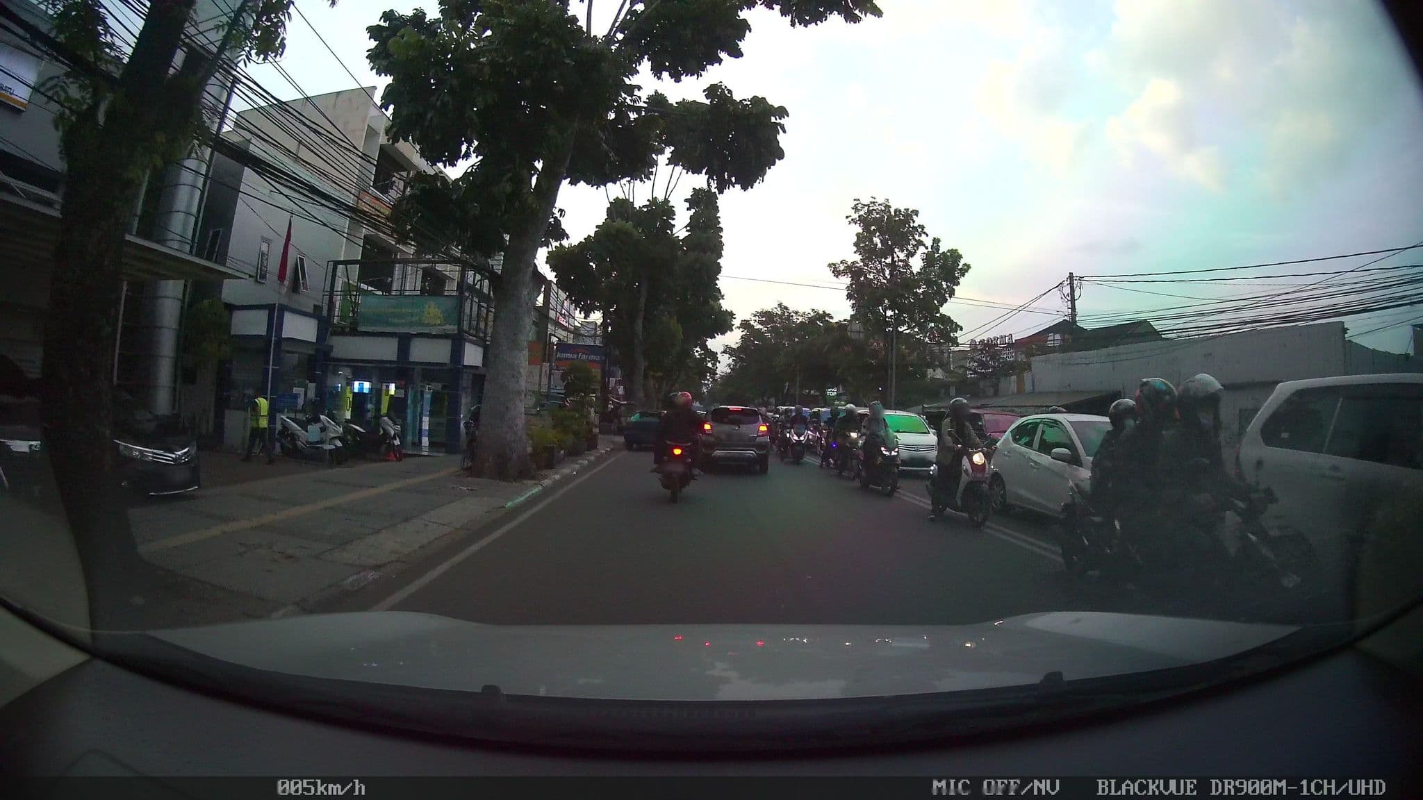 Street view near Lobby vue palace hotel, Bandung — © kaart_2 (CC BY-SA · Mapillary)