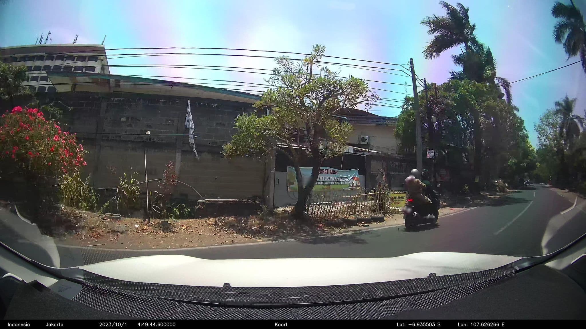Street view near horrison bandung, Bandung — © kaart_2 (CC BY-SA · Mapillary)
