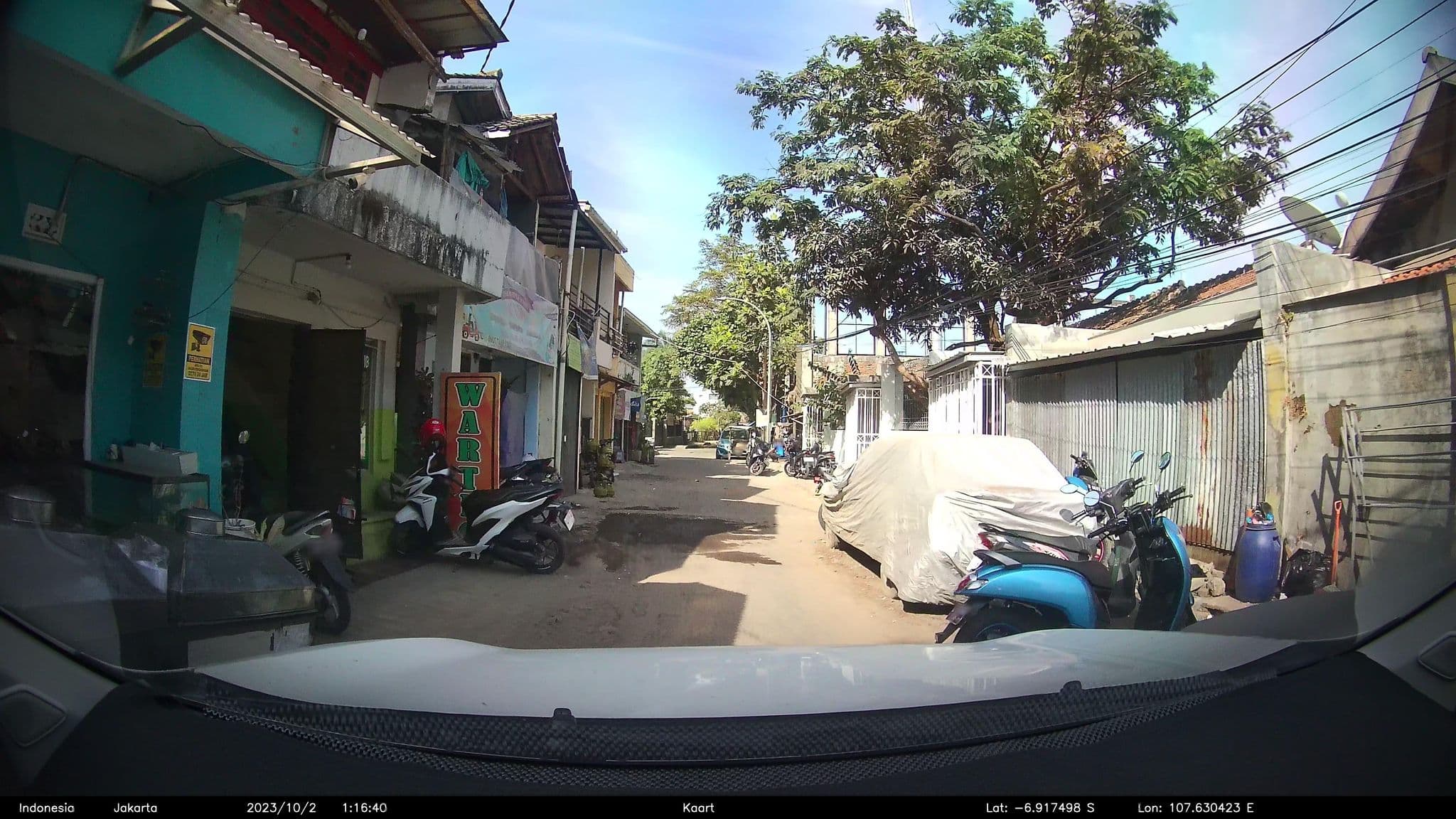 Street view near rumah bu Yane, Bandung — © kaart5 (CC BY-SA · Mapillary)