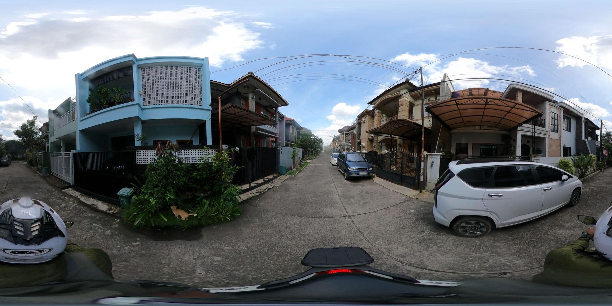 Street view near Trans Luxury Hotel, Bandung — © Kaart_Local (CC BY-SA · Mapillary)