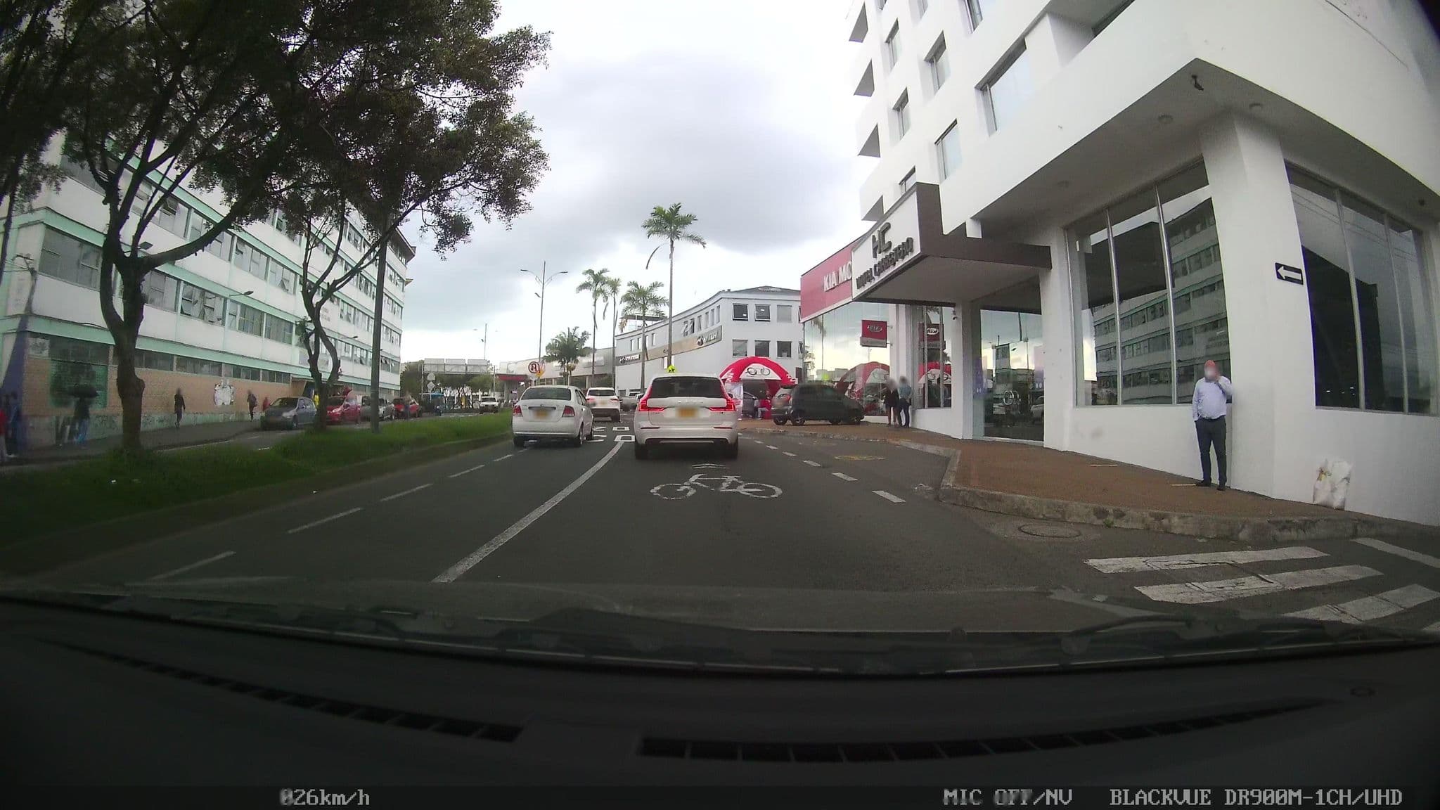 Street view near Hotel Carretero, Manizales — © kaart_2 (CC BY-SA · Mapillary)