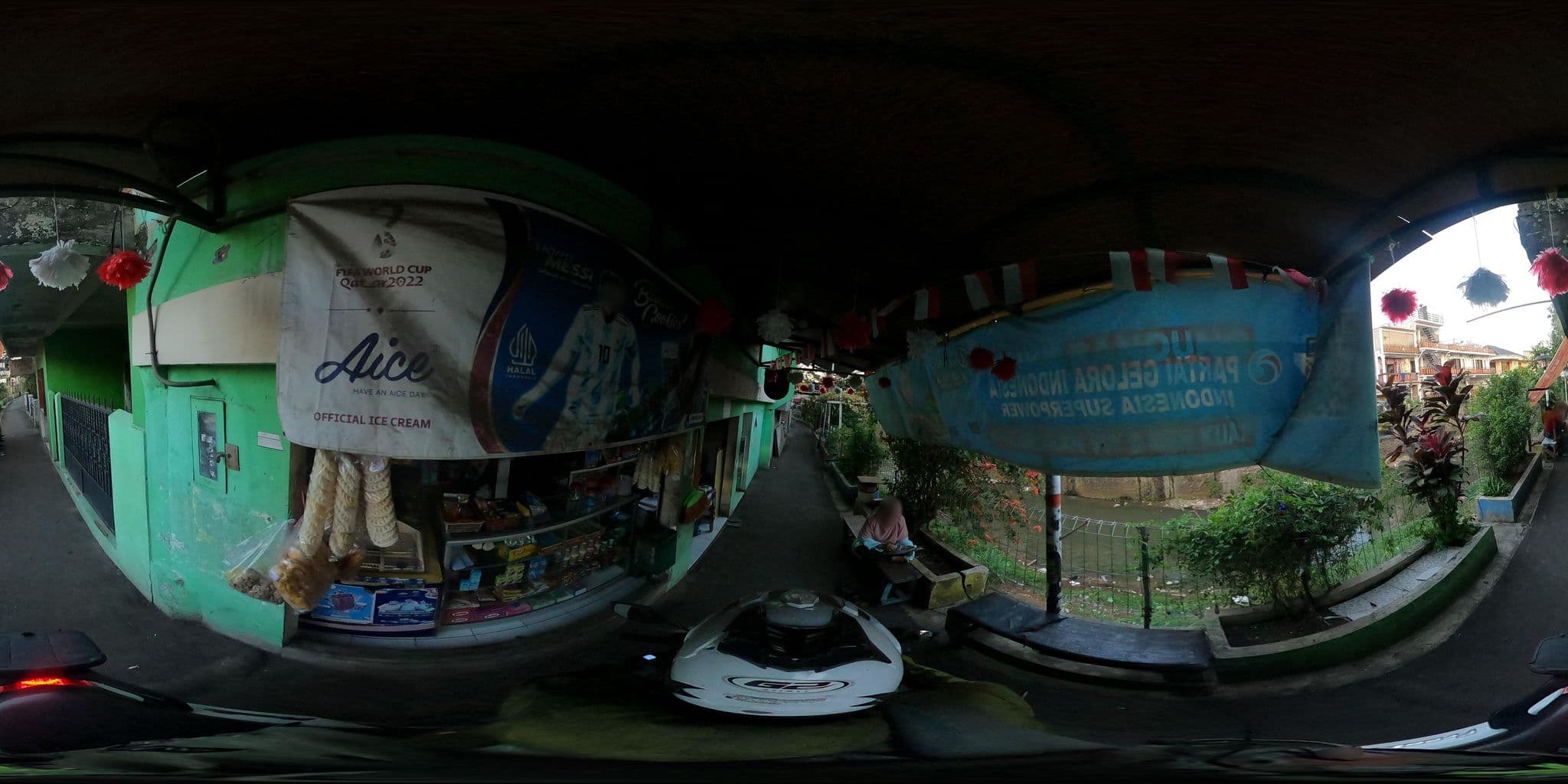 Street view near Hotel Aryuka, Bandung — © Kaart_Local (CC BY-SA · Mapillary)