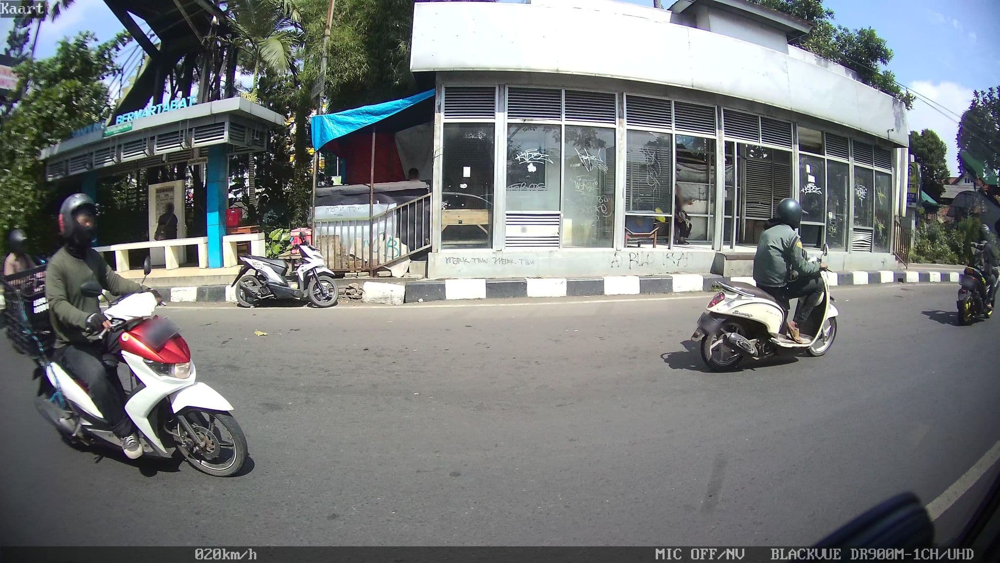 Street view near Metro D'City Night, Bandung — © kaart_2 (CC BY-SA · Mapillary)