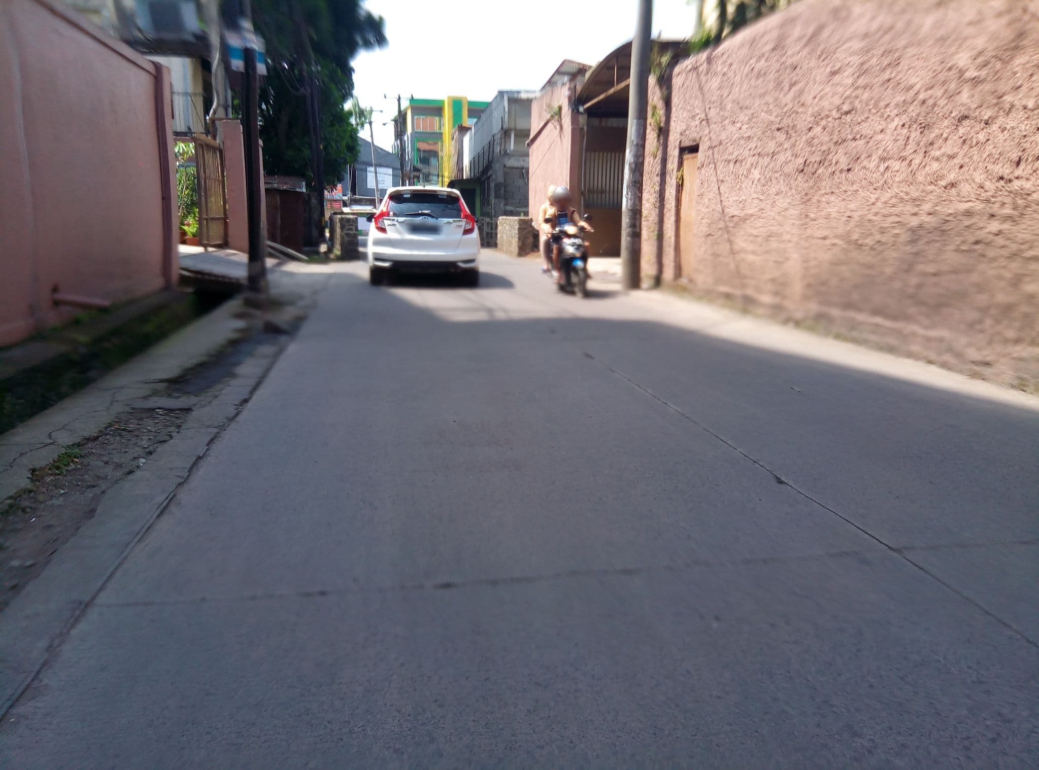 Street view near Bali World Hotel (Swimming Pool), Bandung — © fedrian_syah (CC BY-SA · Mapillary)