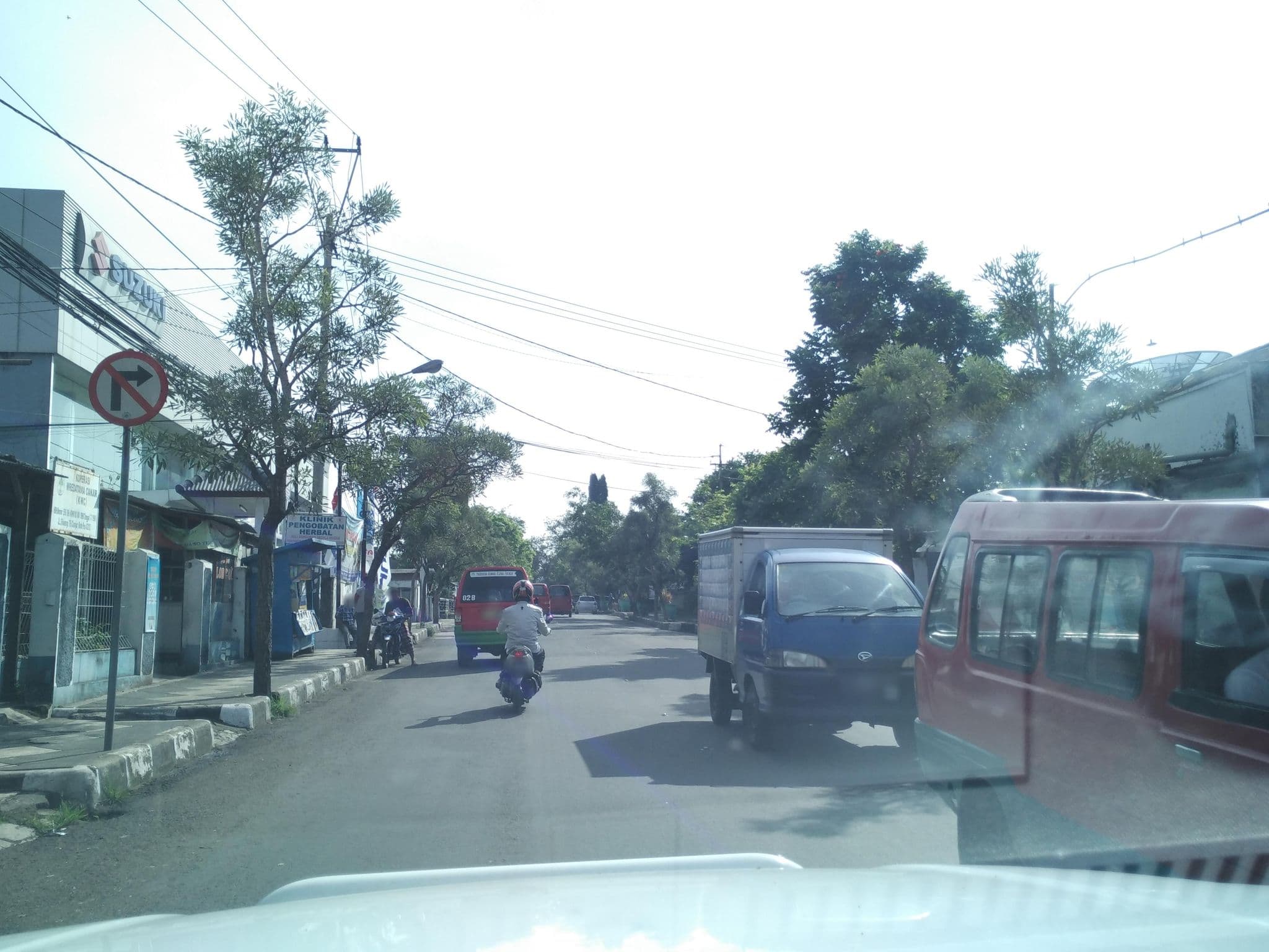 Street view near OYO 1898 Louise Place, Cianjur — © roadroid (CC BY-SA · Mapillary)