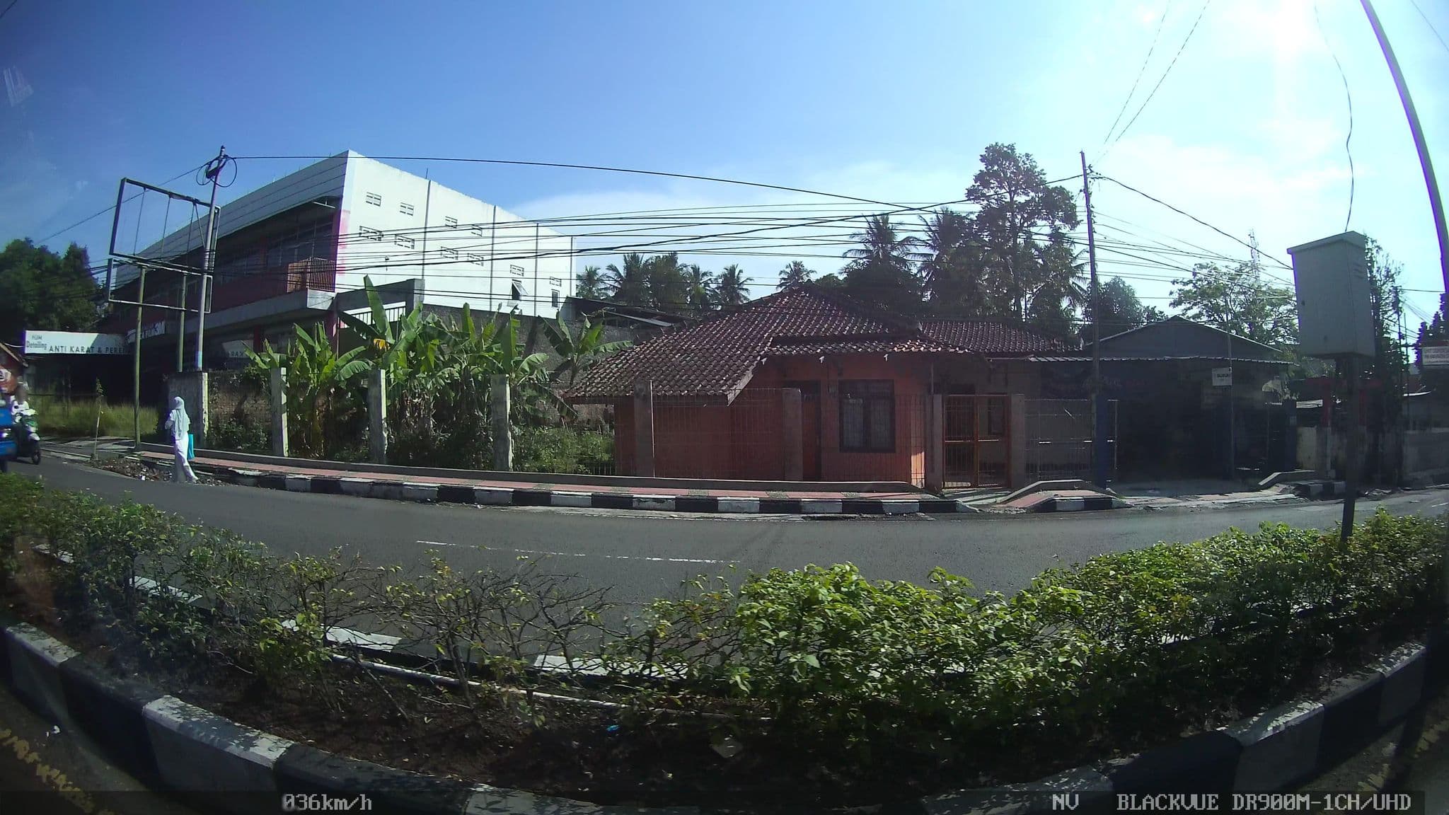 Street view near Green Costel Hotel, Cianjur — © kaart_2 (CC BY-SA · Mapillary)