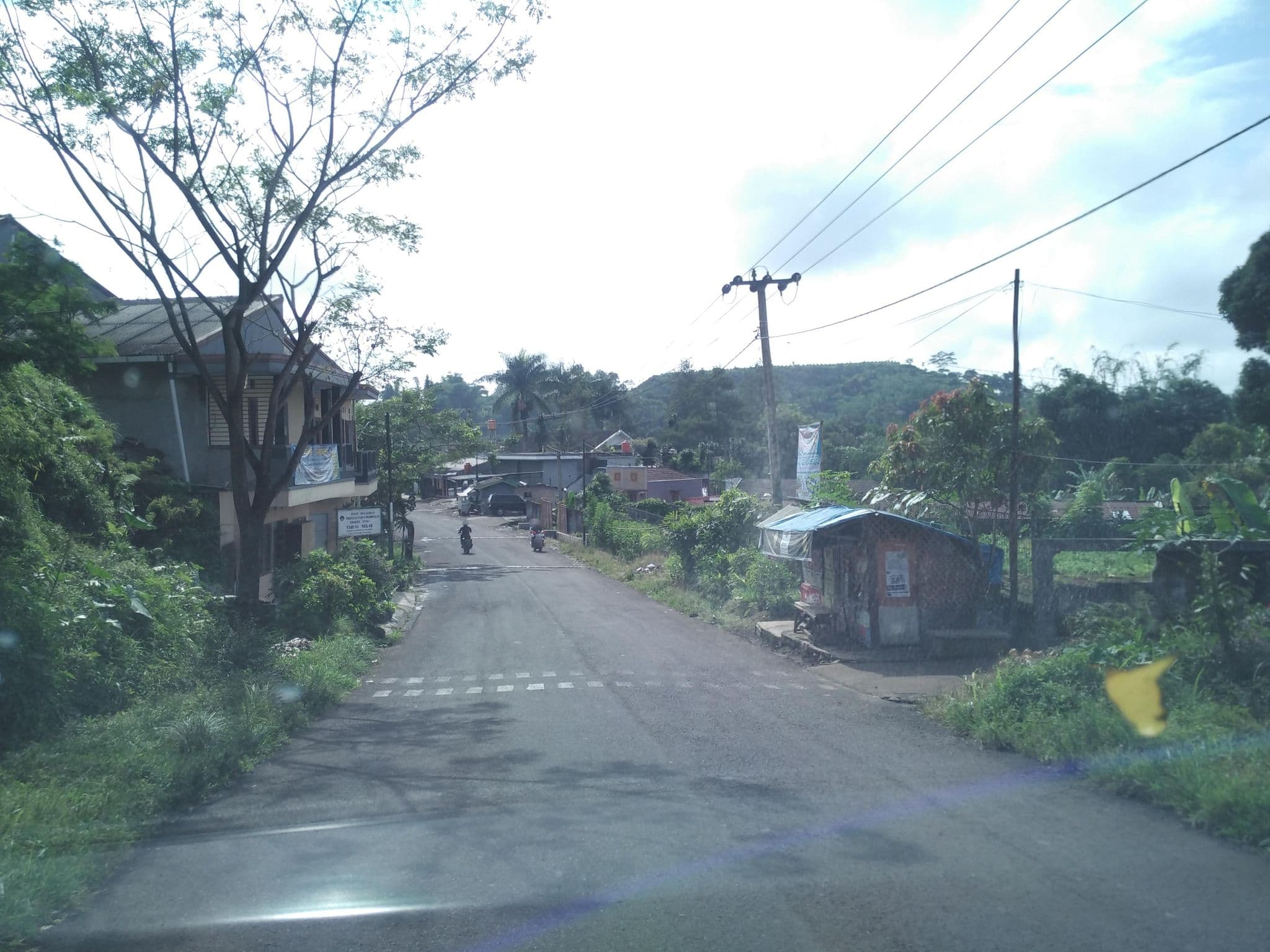 Street view near Villa Kinosi, Cianjur — © roadroid (CC BY-SA · Mapillary)