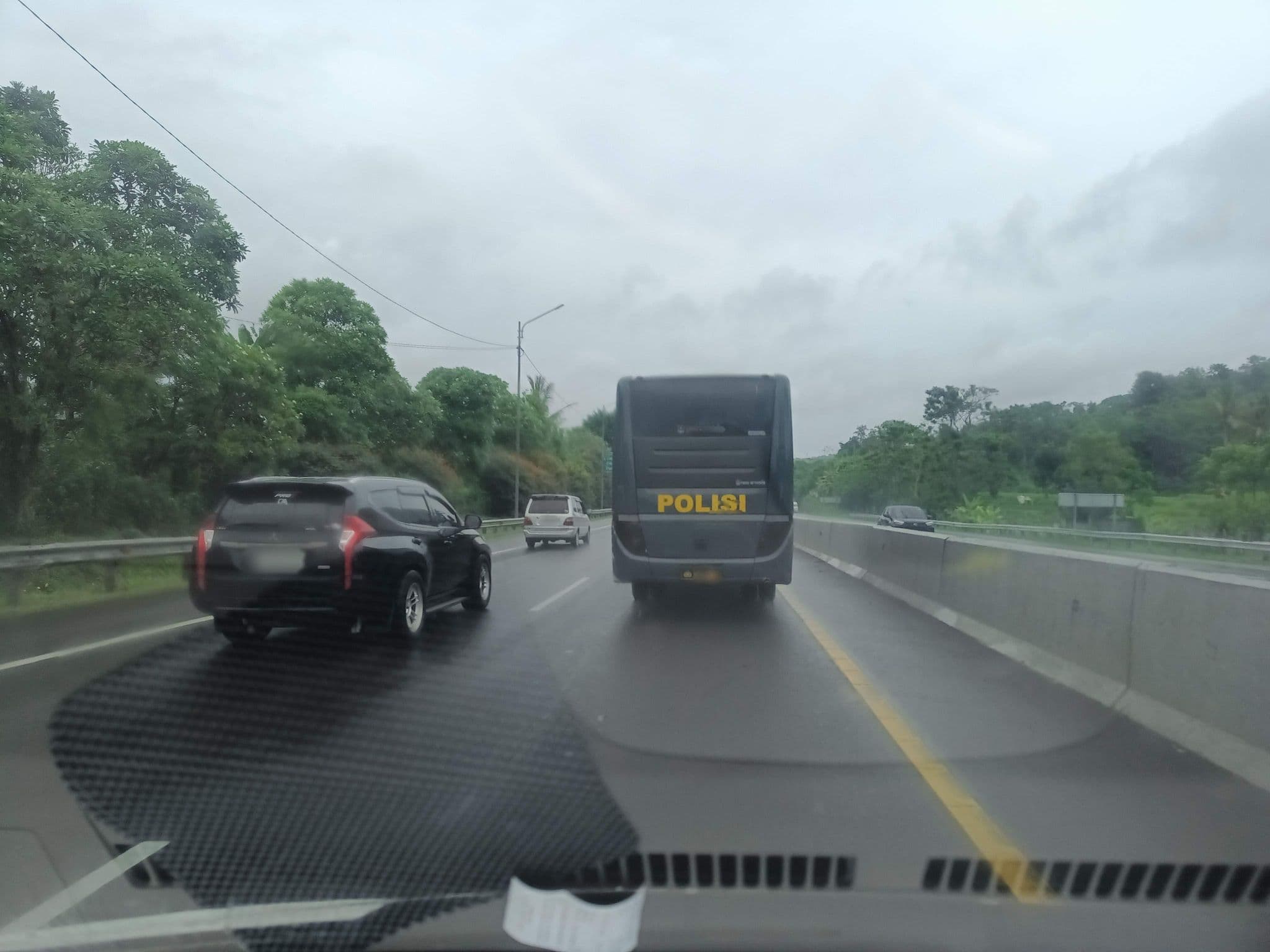 Street view near Puri setiabudi, Padalarang — © hen0ch (CC BY-SA · Mapillary)