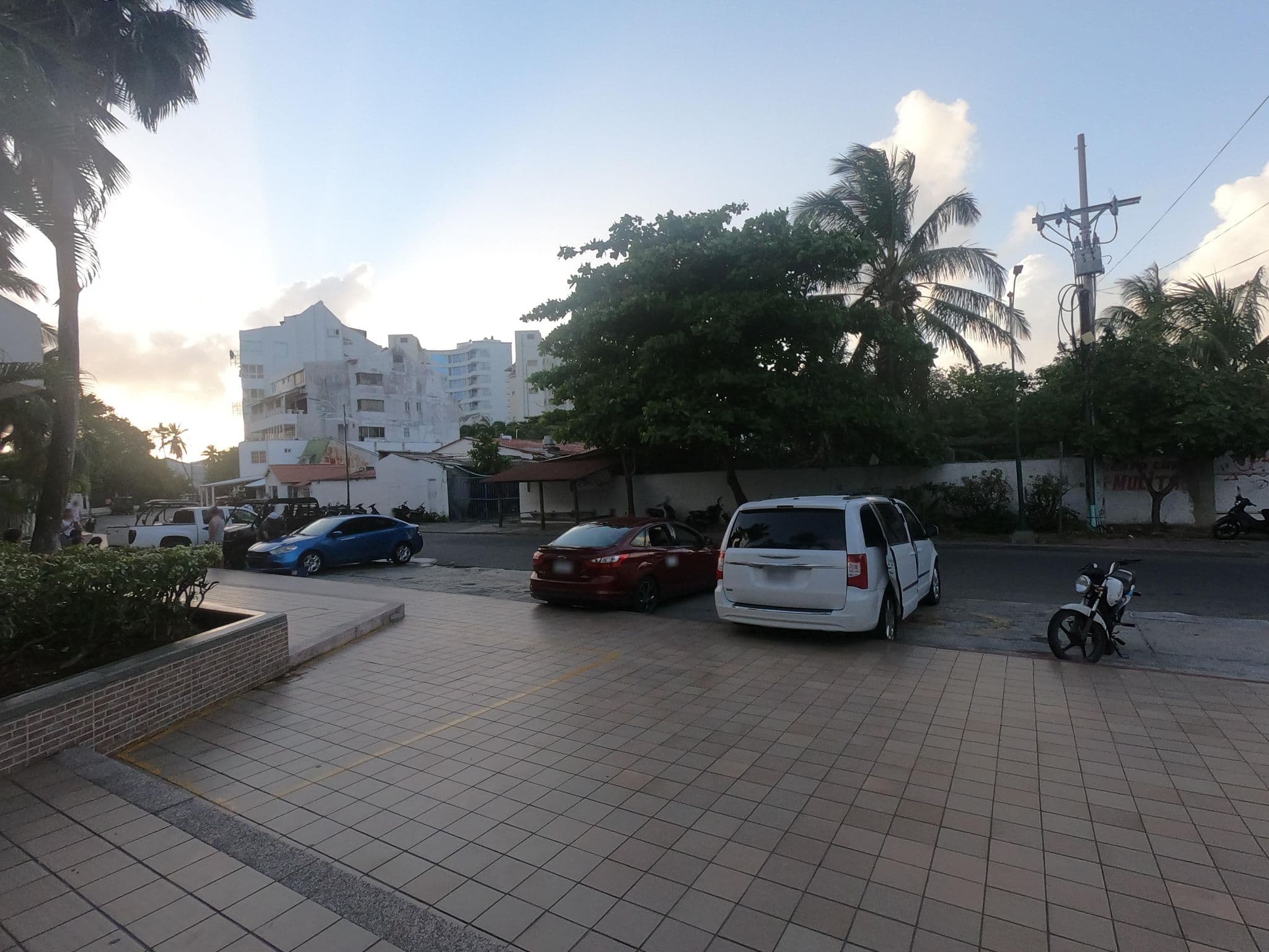 Street view near Royal Decameron Aquarium, San Andrés — © angoca (CC BY-SA · Mapillary)
