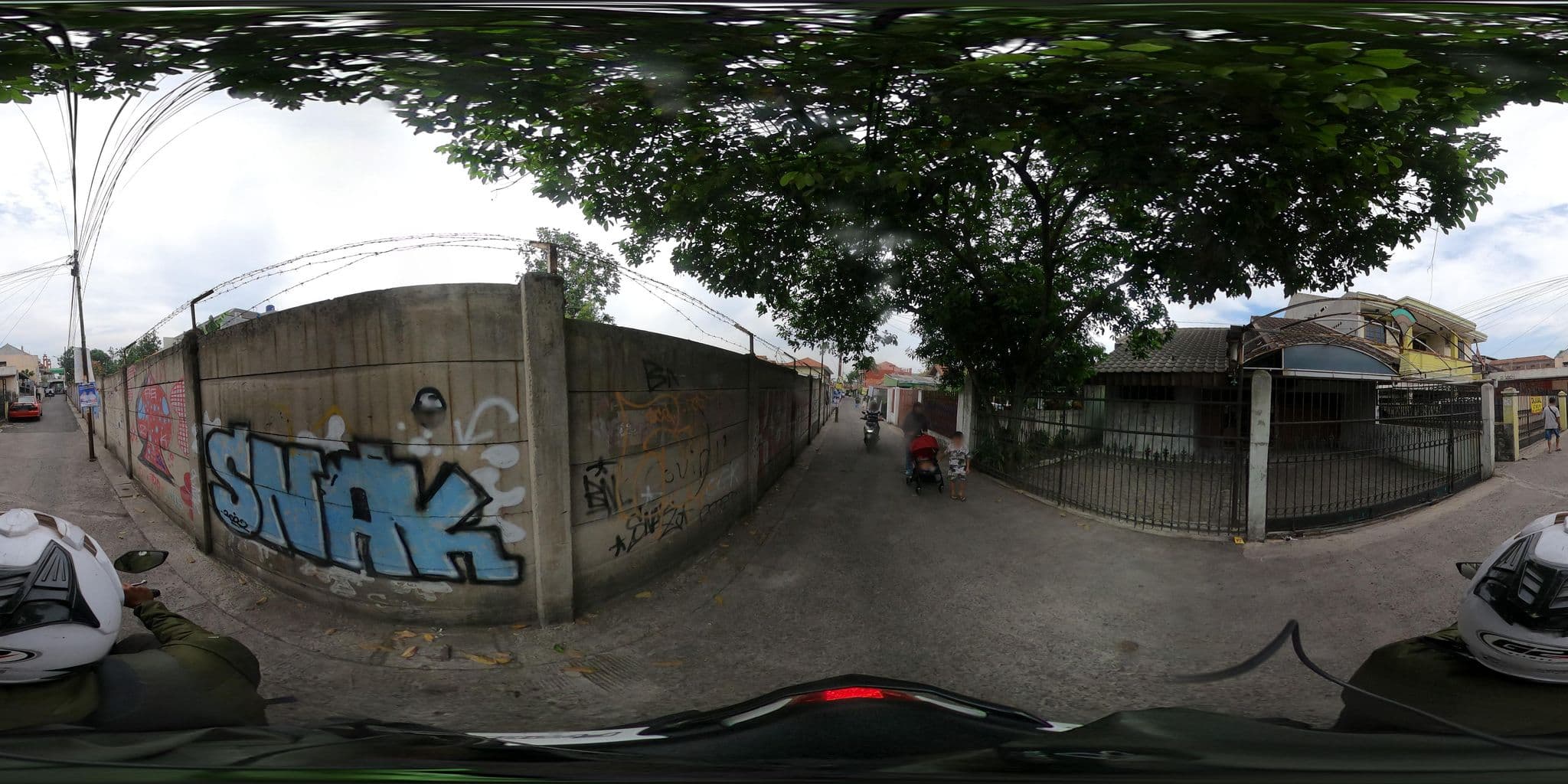 Street view near Hotel crown, Cimahi — © Kaart_Local (CC BY-SA · Mapillary)