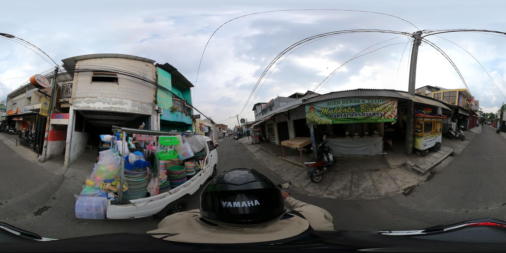 Street view near Budi House & Food Station 27- 29, Cimahi — © Kaart_Local (CC BY-SA · Mapillary)