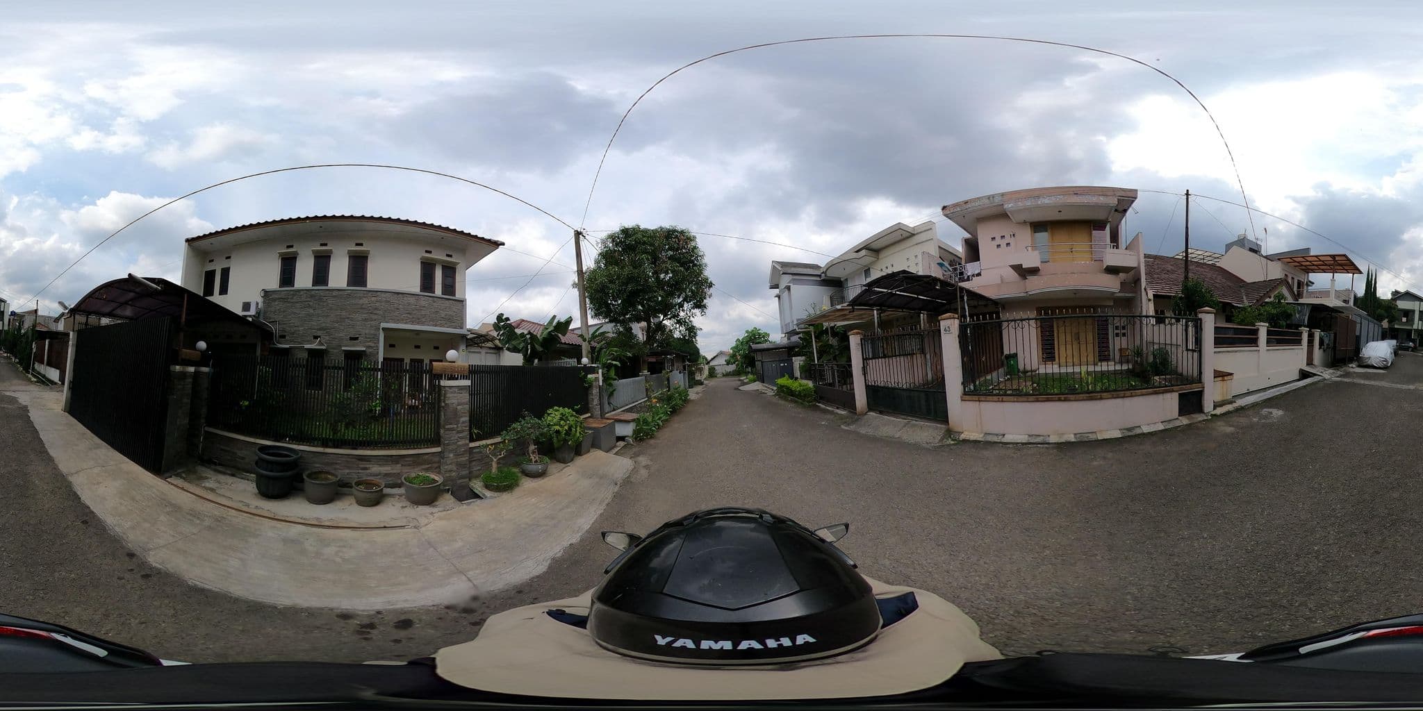 Street view near grand seriti hotel, Cimahi — © Kaart_Local (CC BY-SA · Mapillary)
