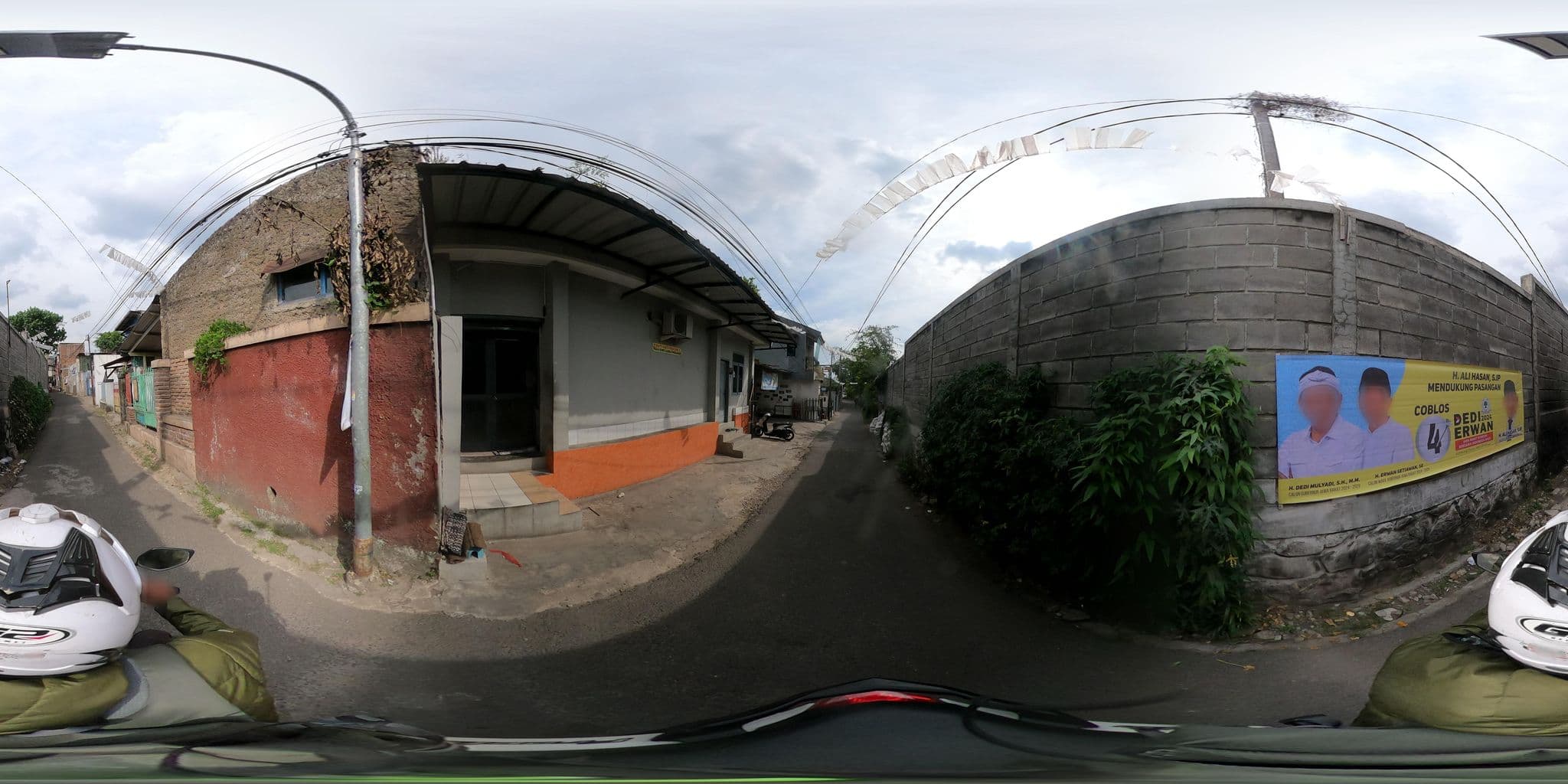 Street view near Penginapan Meridian, Cimahi — © Kaart_Local (CC BY-SA · Mapillary)