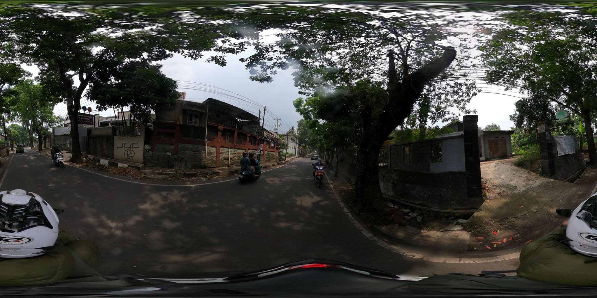 Street view near Pine Resort Shalom, Cimahi — © Kaart_Local (CC BY-SA · Mapillary)