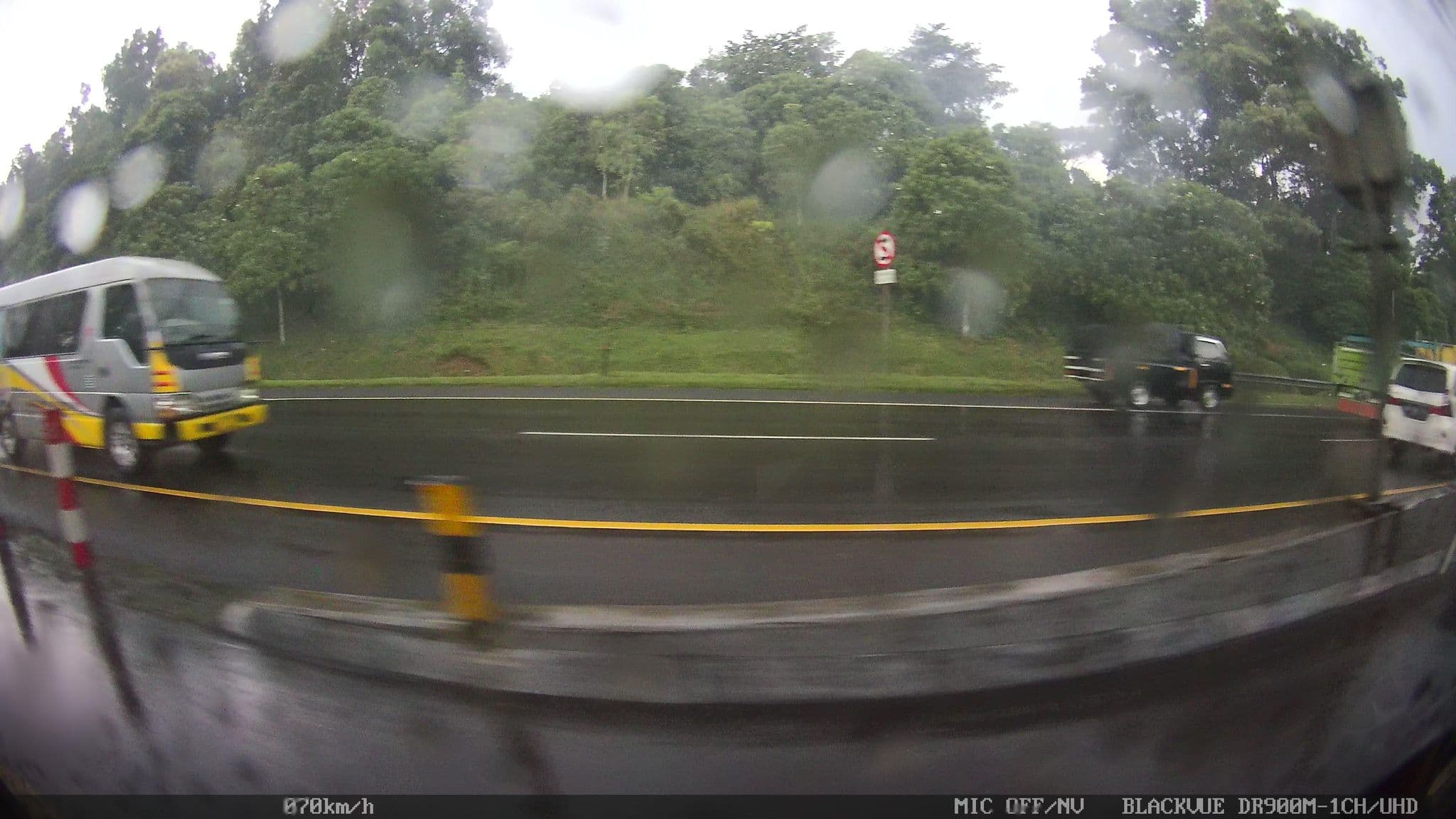 Street view near bali world hotel bandung, Purwakarta — © kaart_2 (CC BY-SA · Mapillary)