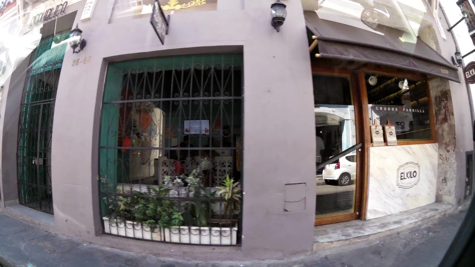 Street view near Portal de San Diego Hotel, Cartagena