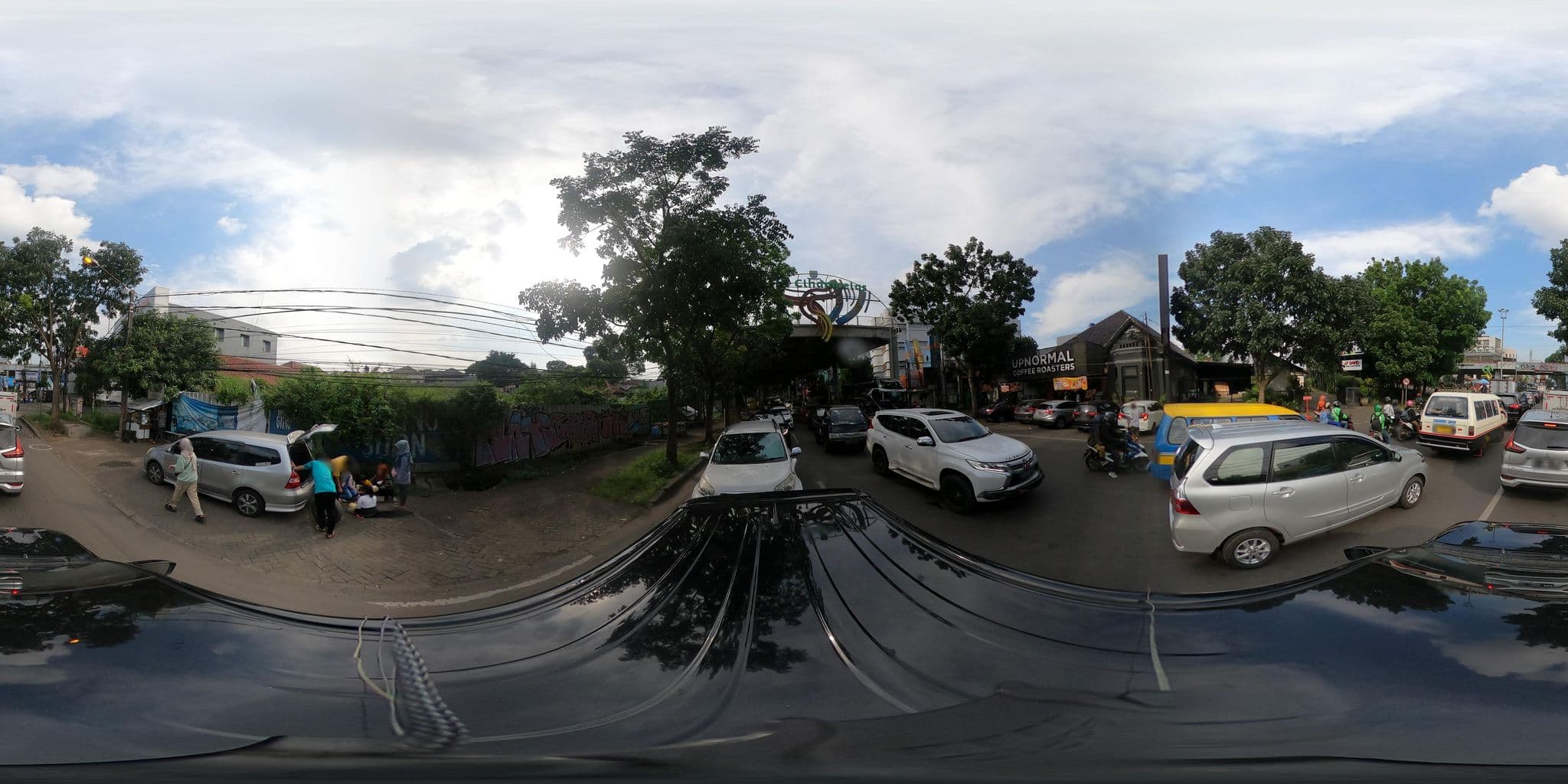 Street view near Hotel Kembang Jalan Cihampelas, Bandung — © kaart_360 (CC BY-SA · Mapillary)