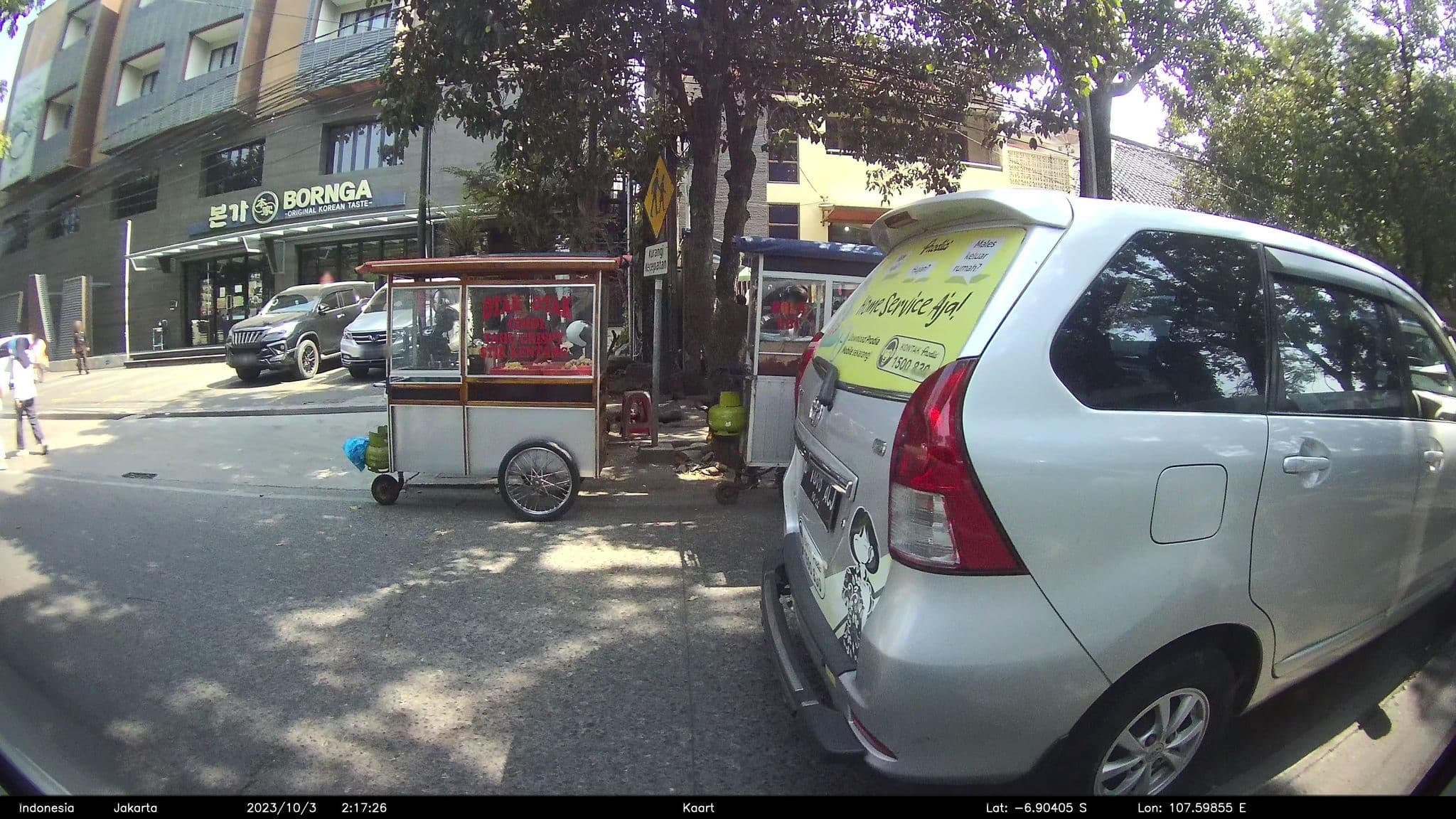 Street view near The Imperium International Hotel, Bandung — © kaart5 (CC BY-SA · Mapillary)