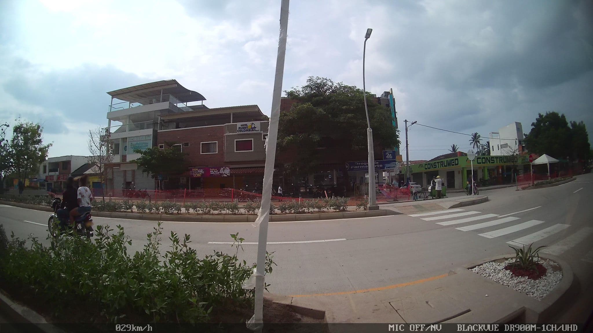 Street view near Hotel Puerto Colombia, Puerto Colombia — © kaart_2 (CC BY-SA · Mapillary)
