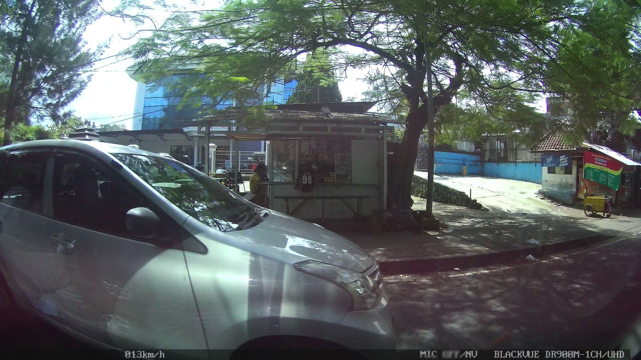 Street view near De Sun, Bandung — © kaart_2 (CC BY-SA · Mapillary)