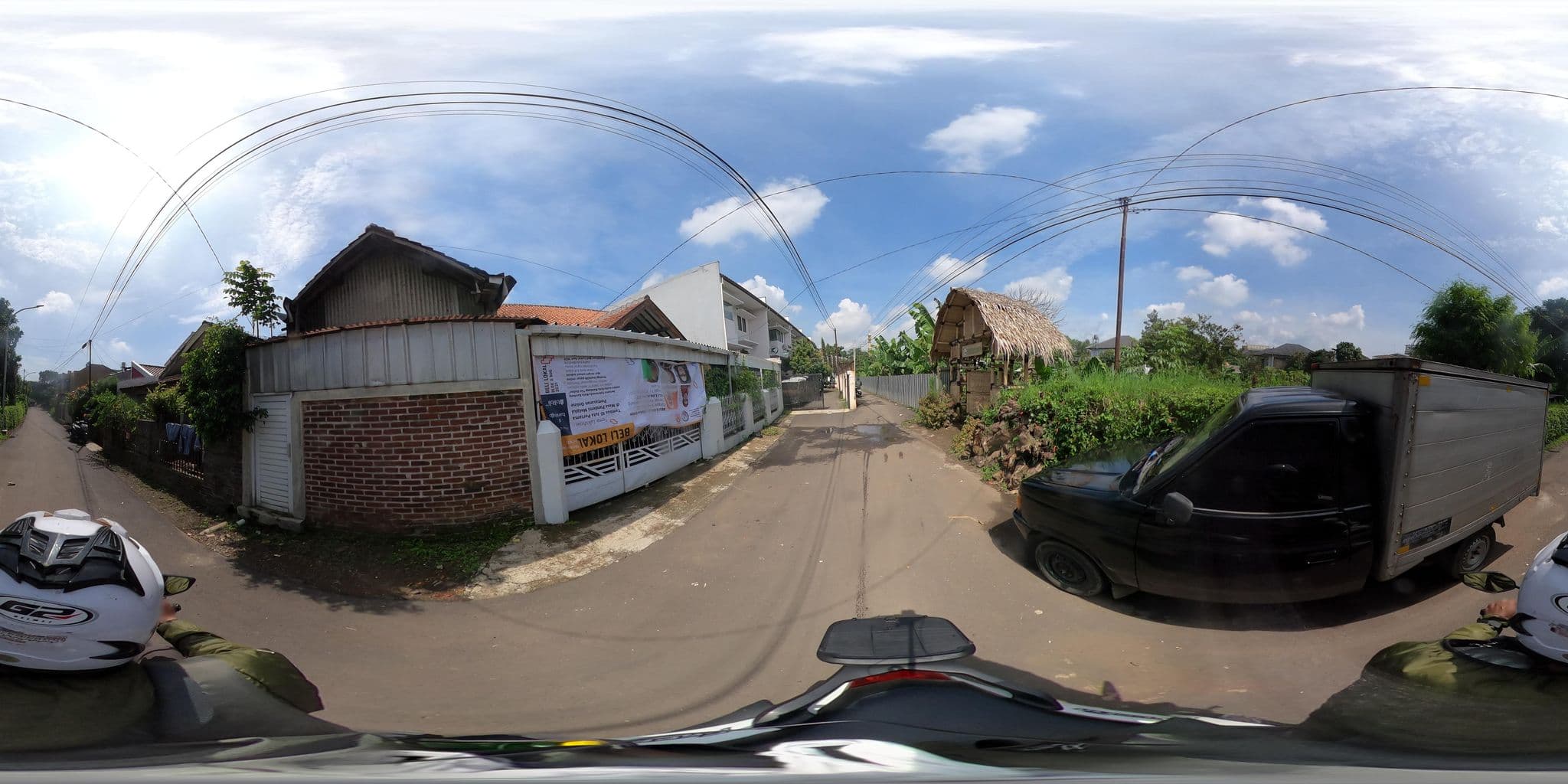Street view near Hotel Gemilang, Cimahi — © Kaart_Local (CC BY-SA · Mapillary)