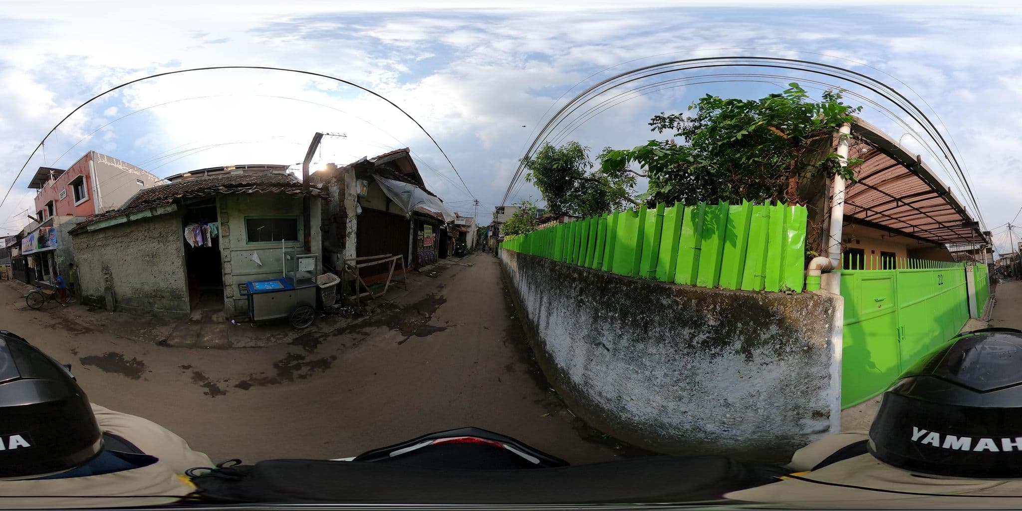 Street view near Mess gelatik,husein sastranegara, Bandung — © Kaart_Local (CC BY-SA · Mapillary)