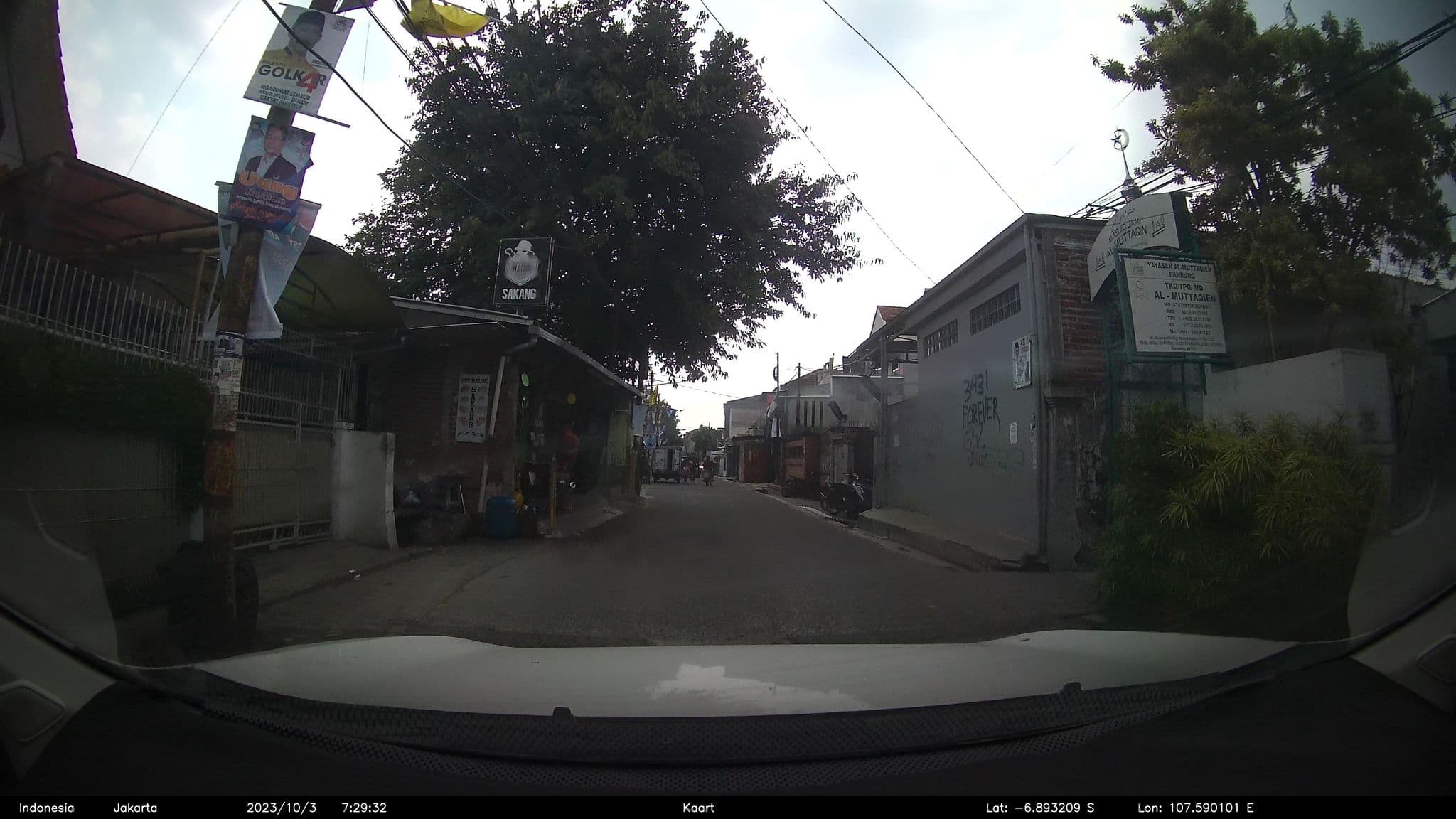 Street view near Saci guest house, Bandung — © kaart5 (CC BY-SA · Mapillary)
