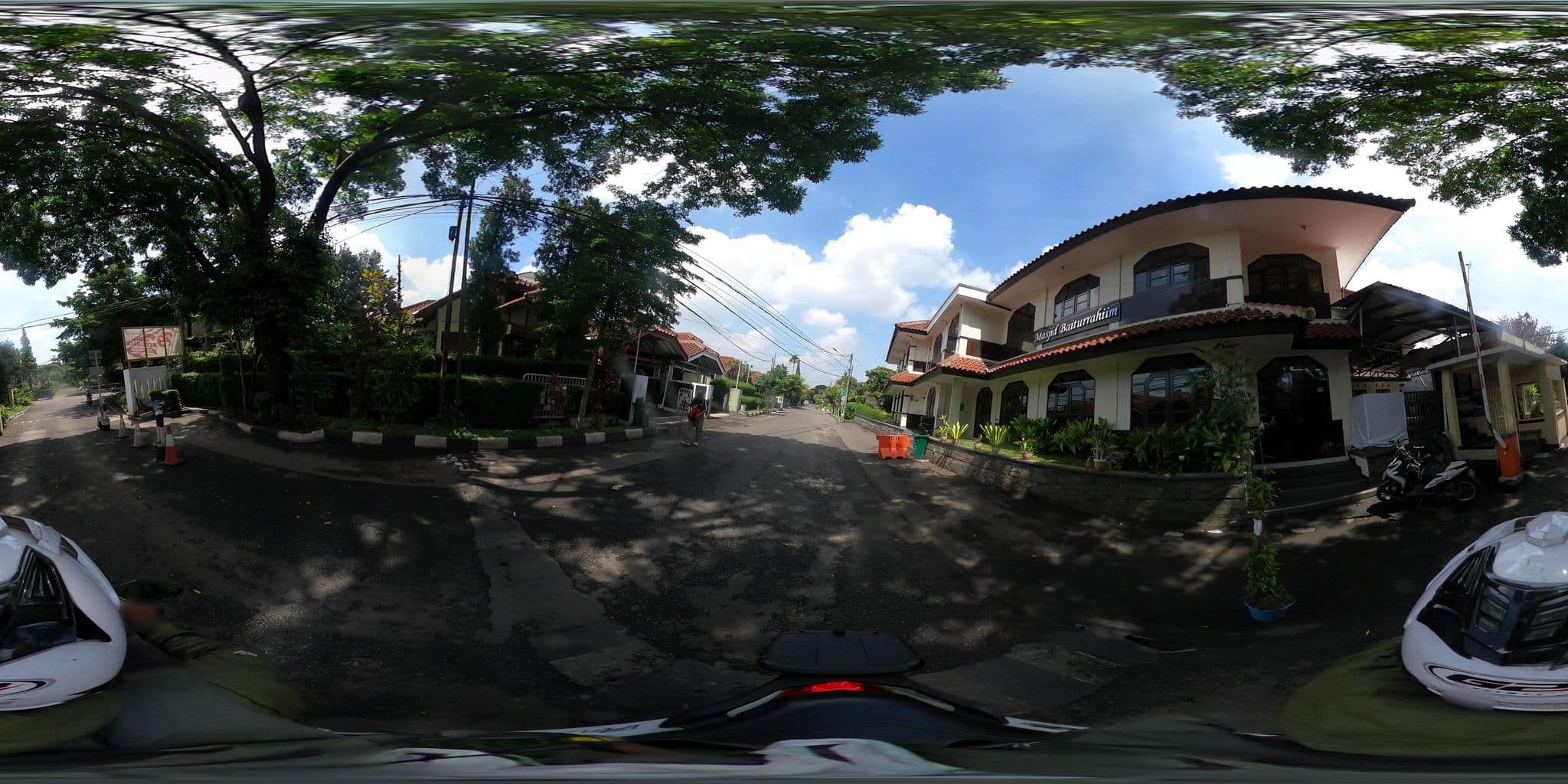Street view near Garden Permata Hotel Bandung Room 323, Cimahi — © Kaart_Local (CC BY-SA · Mapillary)