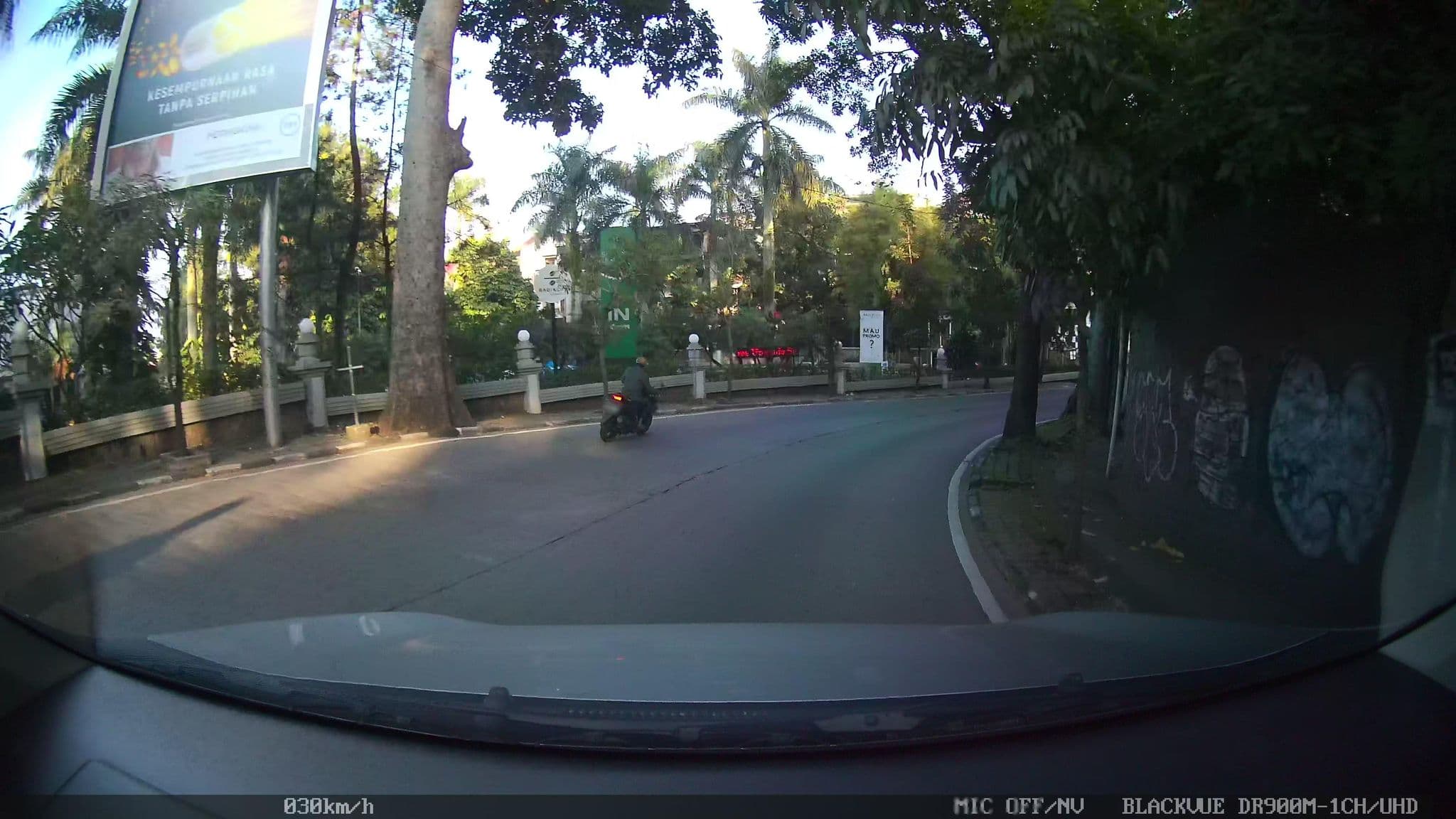 Street view near Aula Halimun Hotel Garden Permata Bandung, Cimahi — © kaart_2 (CC BY-SA · Mapillary)