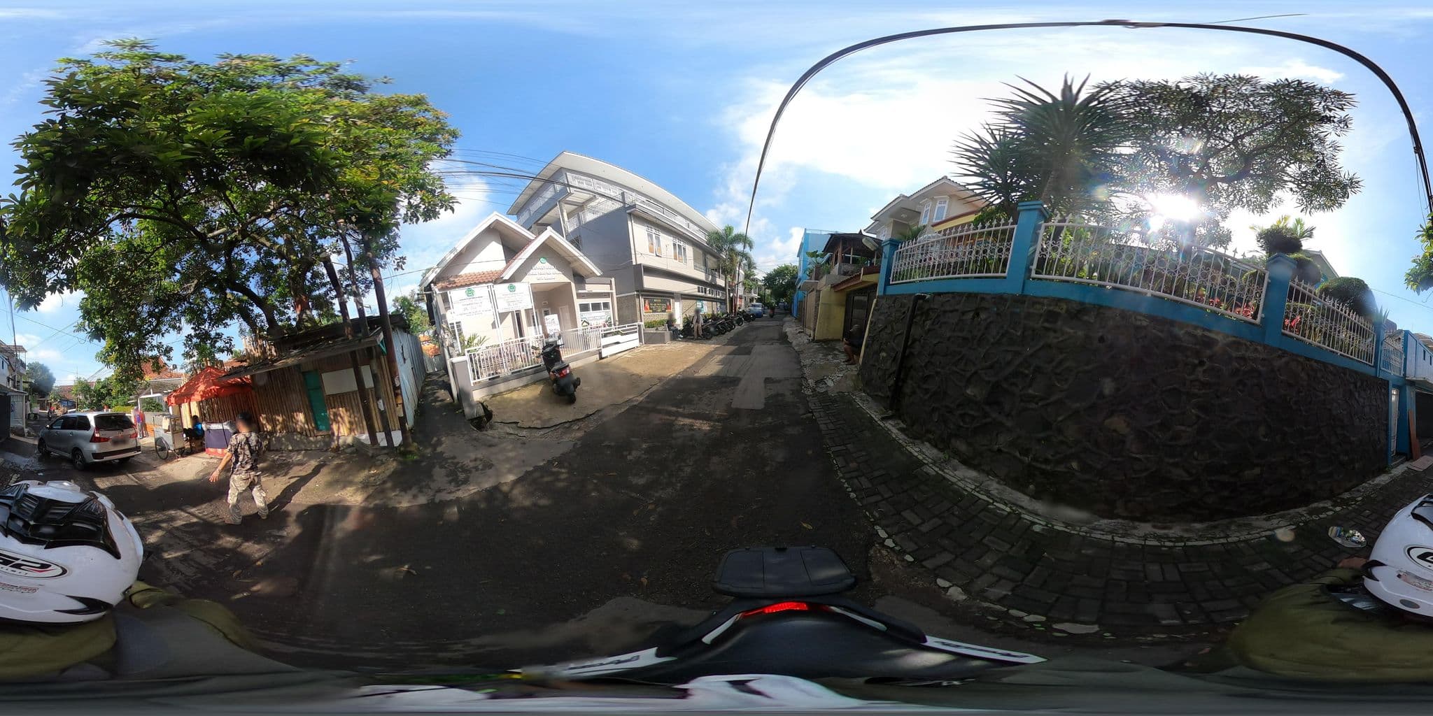 Street view near Tiara And Zen, Cimahi — © Kaart_Local (CC BY-SA · Mapillary)