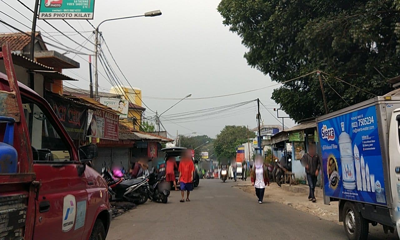 Street view near The Travel Hotel and Apartemen, Lembang — © dirgam (CC BY-SA · Mapillary)