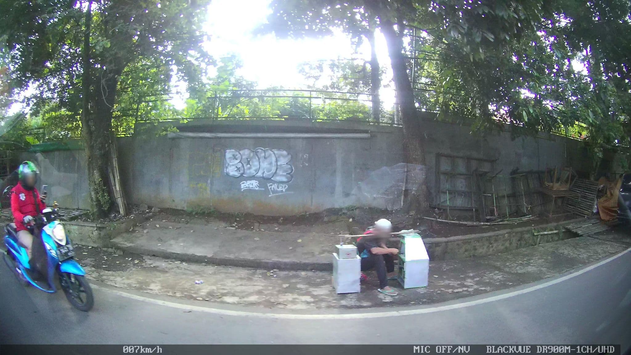 Street view near Bukit raya 215, Lembang — © kaart_2 (CC BY-SA · Mapillary)