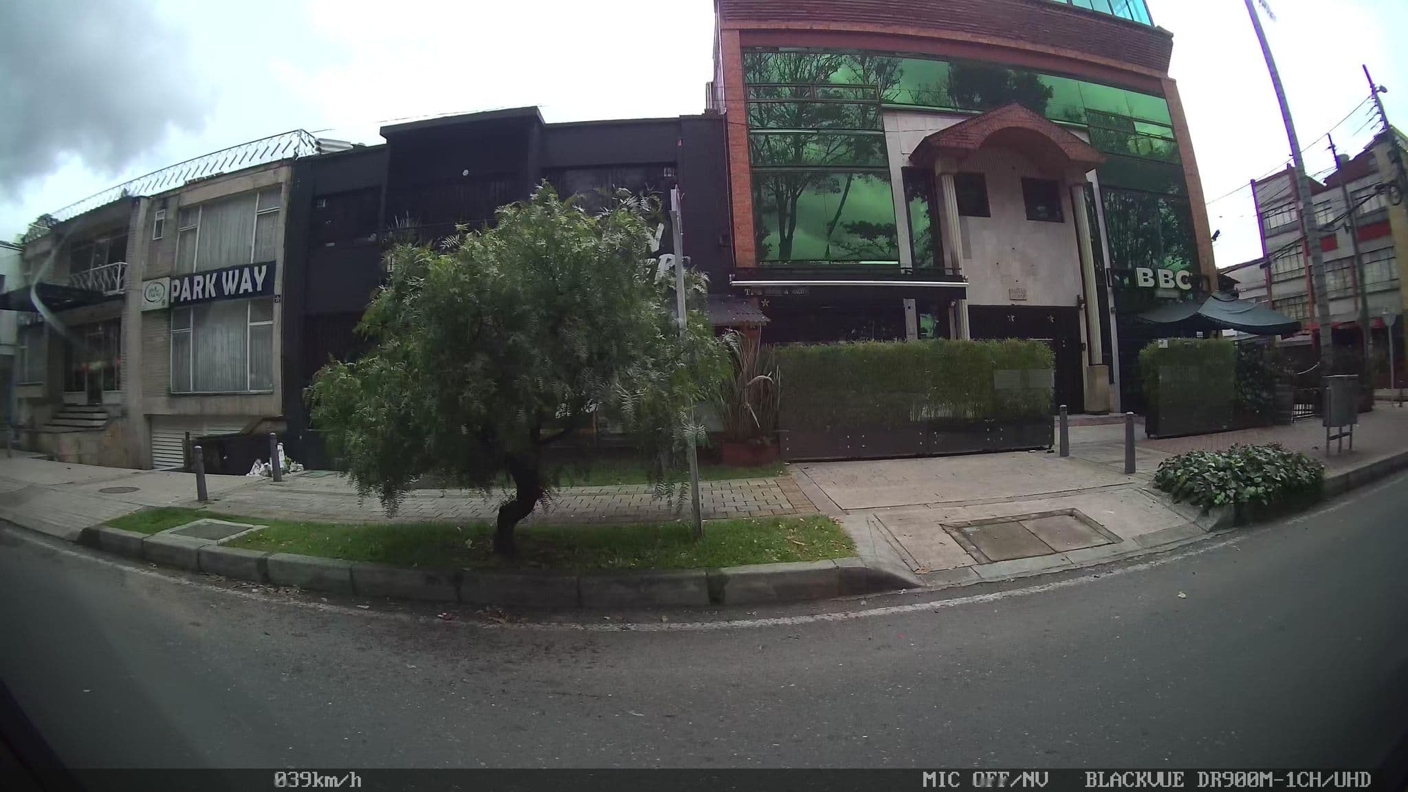 Street view near Hotel Park Way, Bogotá