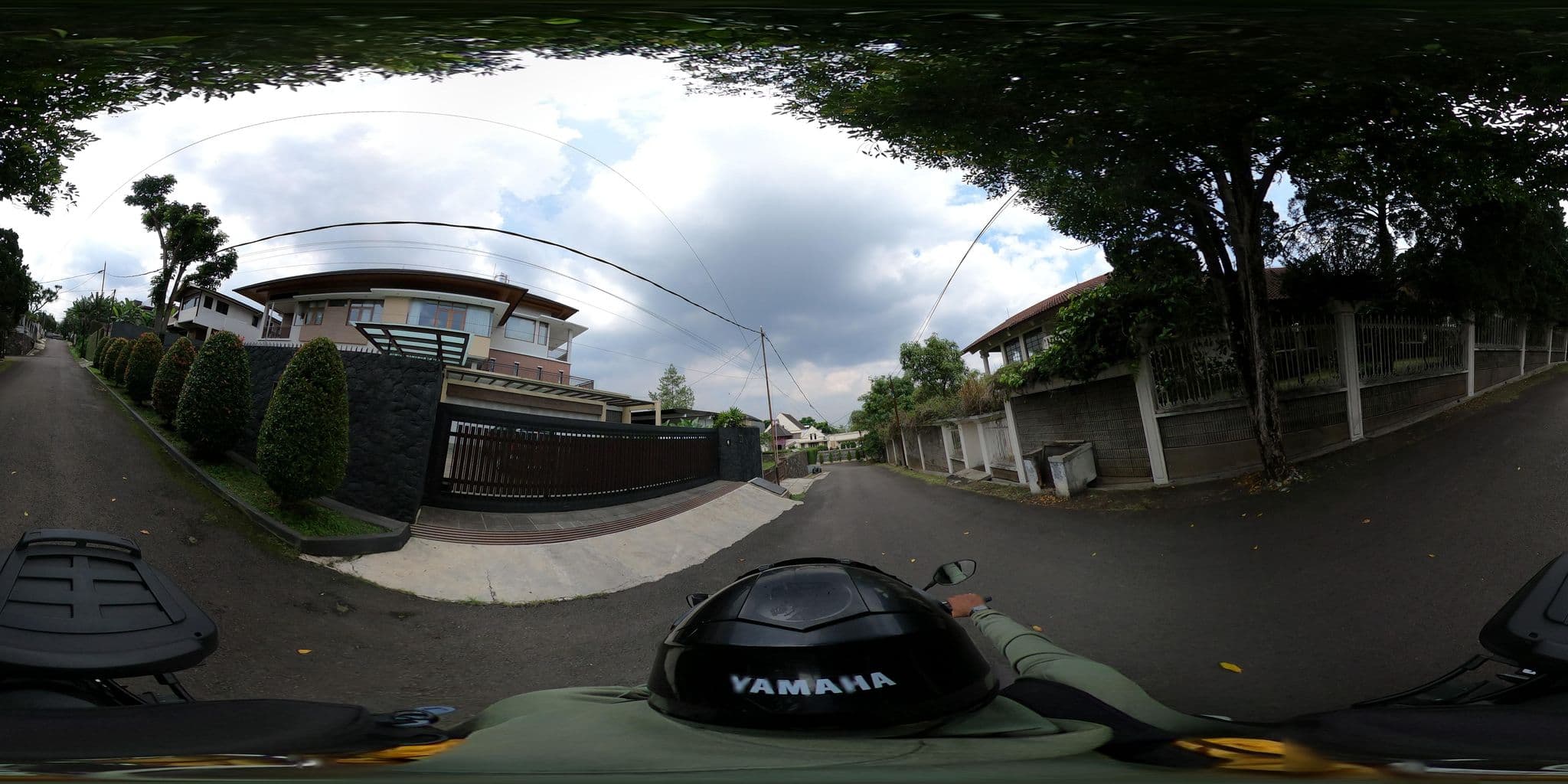 Street view near Hotel Cattelya, Lembang — © Kaart_Local (CC BY-SA · Mapillary)