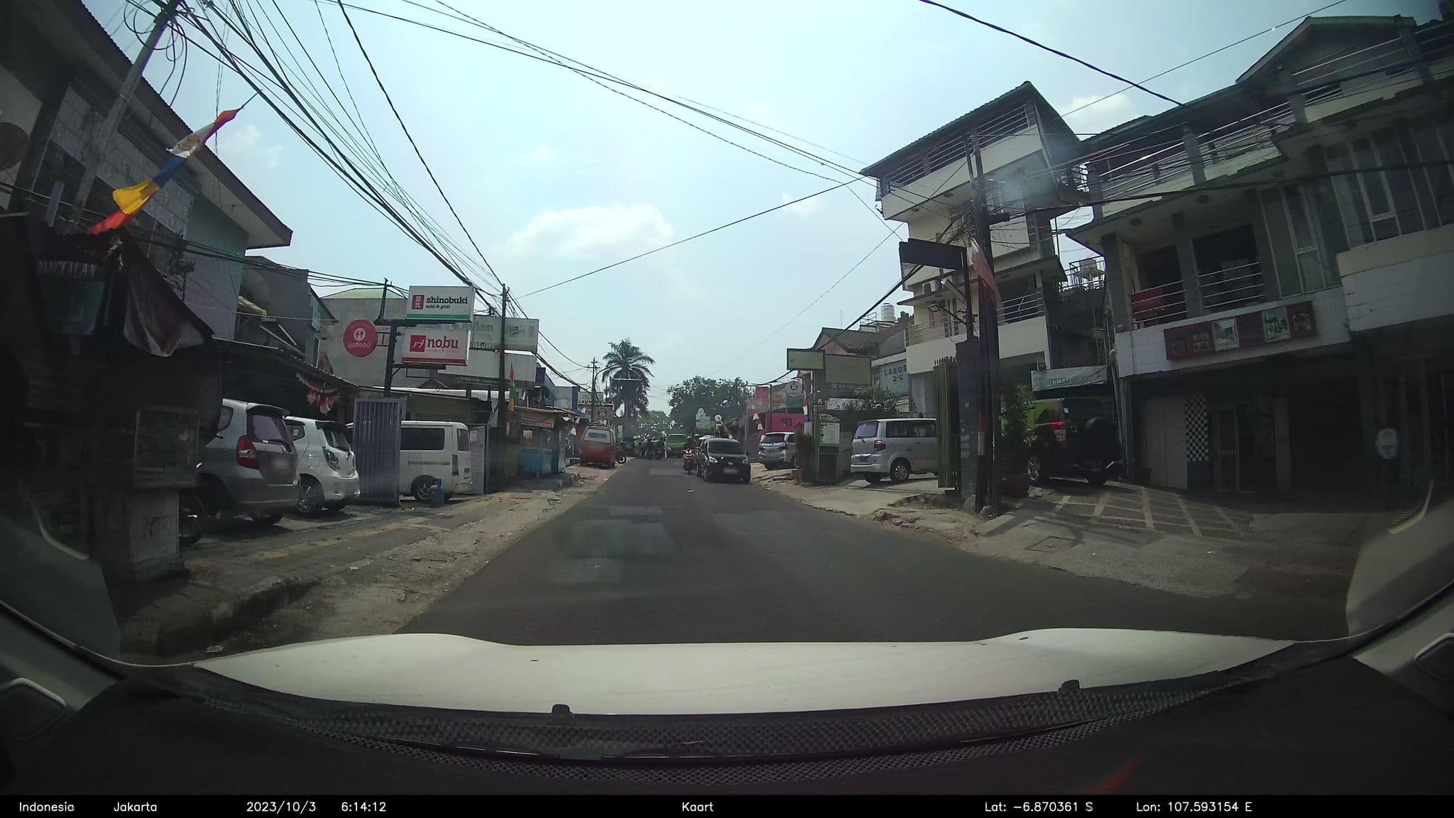 Street view near Hotel Salonfora, Cimahi — © kaart5 (CC BY-SA · Mapillary)