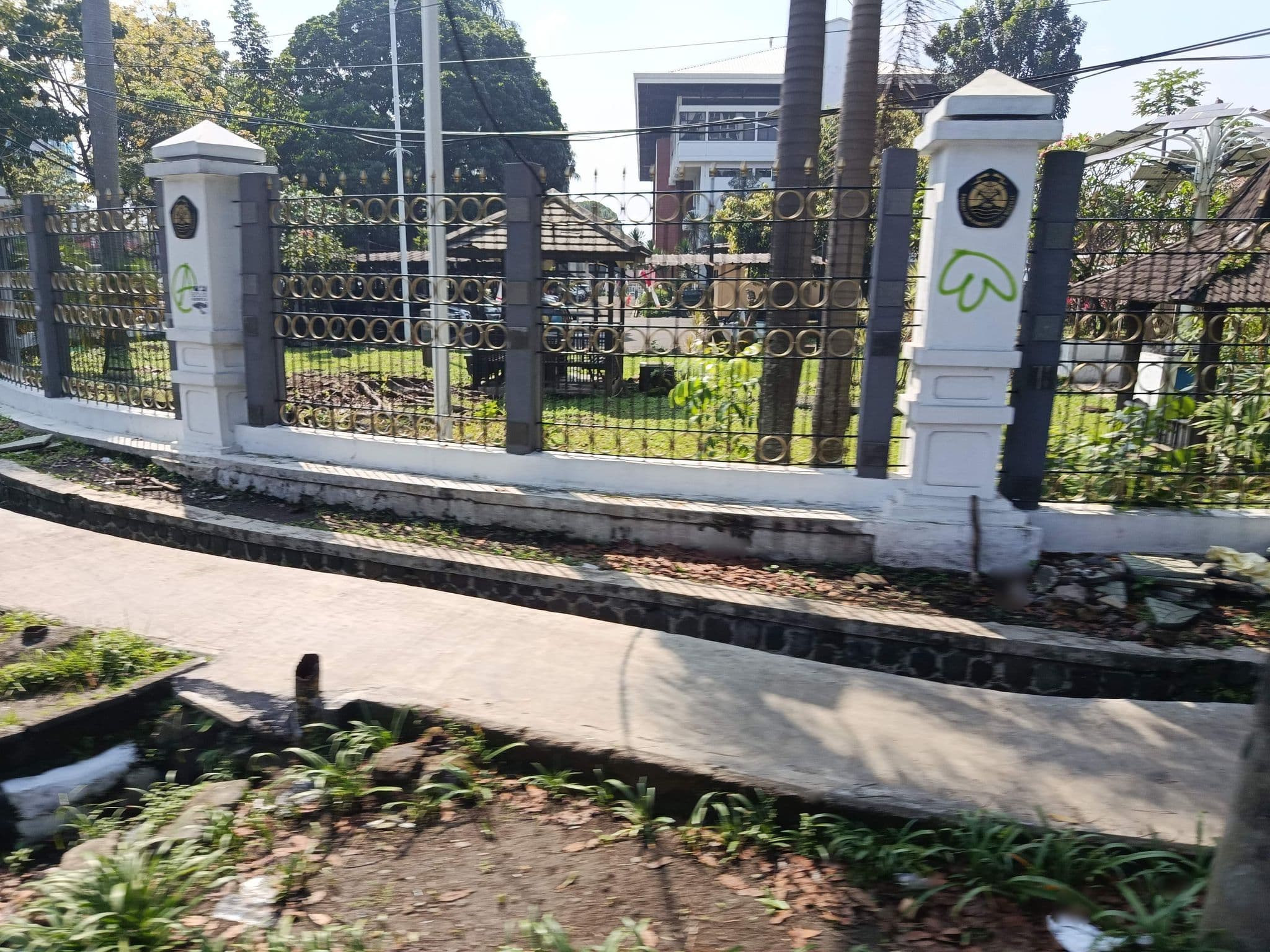 Street view near Marpella Hotel, Bandung — © NFarras (CC BY-SA · Mapillary)