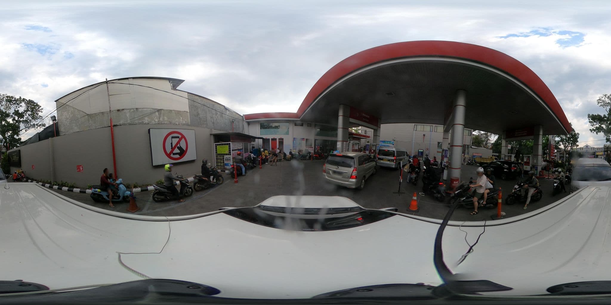 Street view near Divisi Marketing Rosda, Bandung — © kaart5 (CC BY-SA · Mapillary)