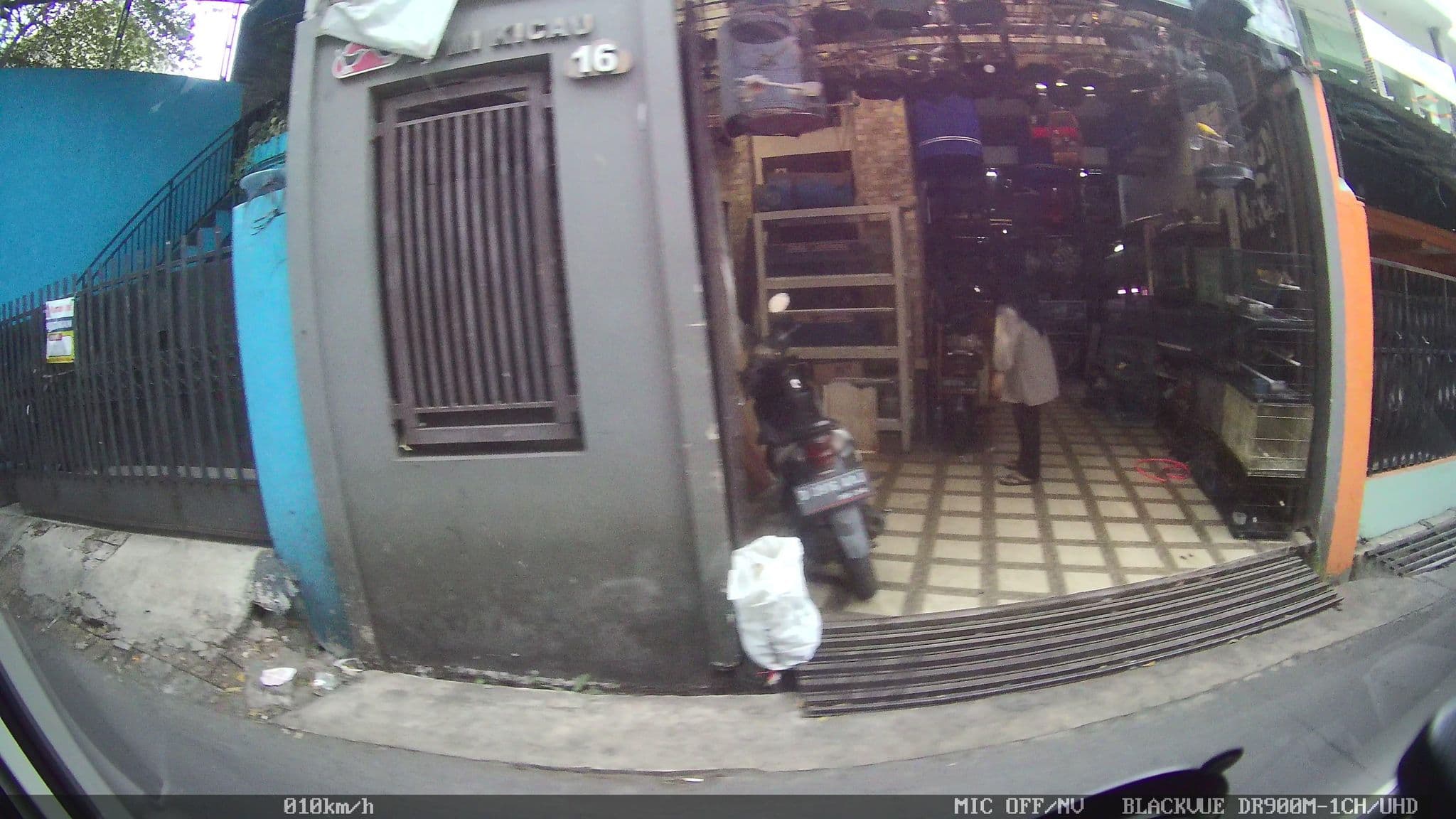 Street view near Pondok Kost Hilmi, Bandung — © kaart_4 (CC BY-SA · Mapillary)