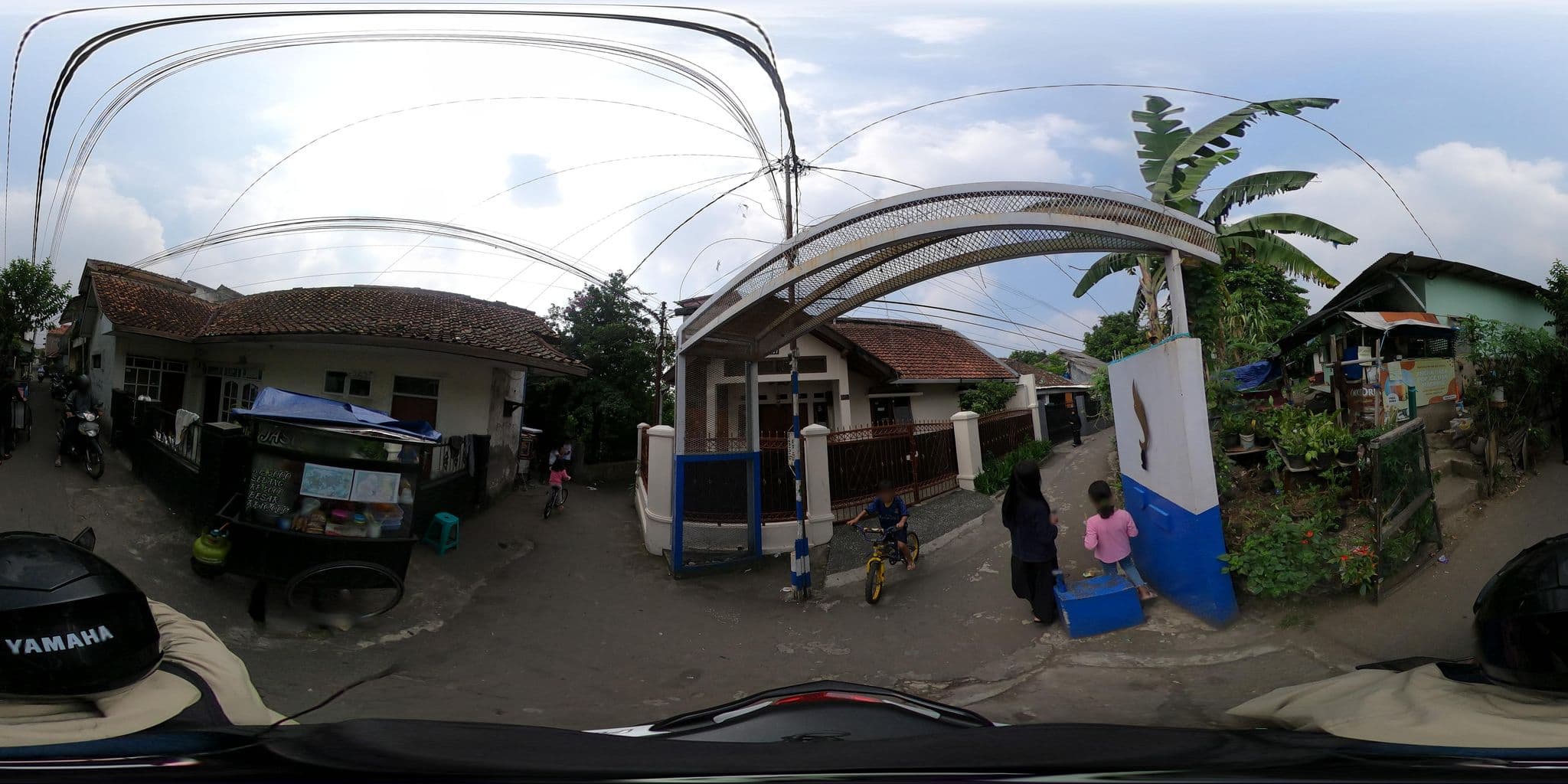 Street view near Bandung Checkpoint, Bandung — © Kaart_Local (CC BY-SA · Mapillary)