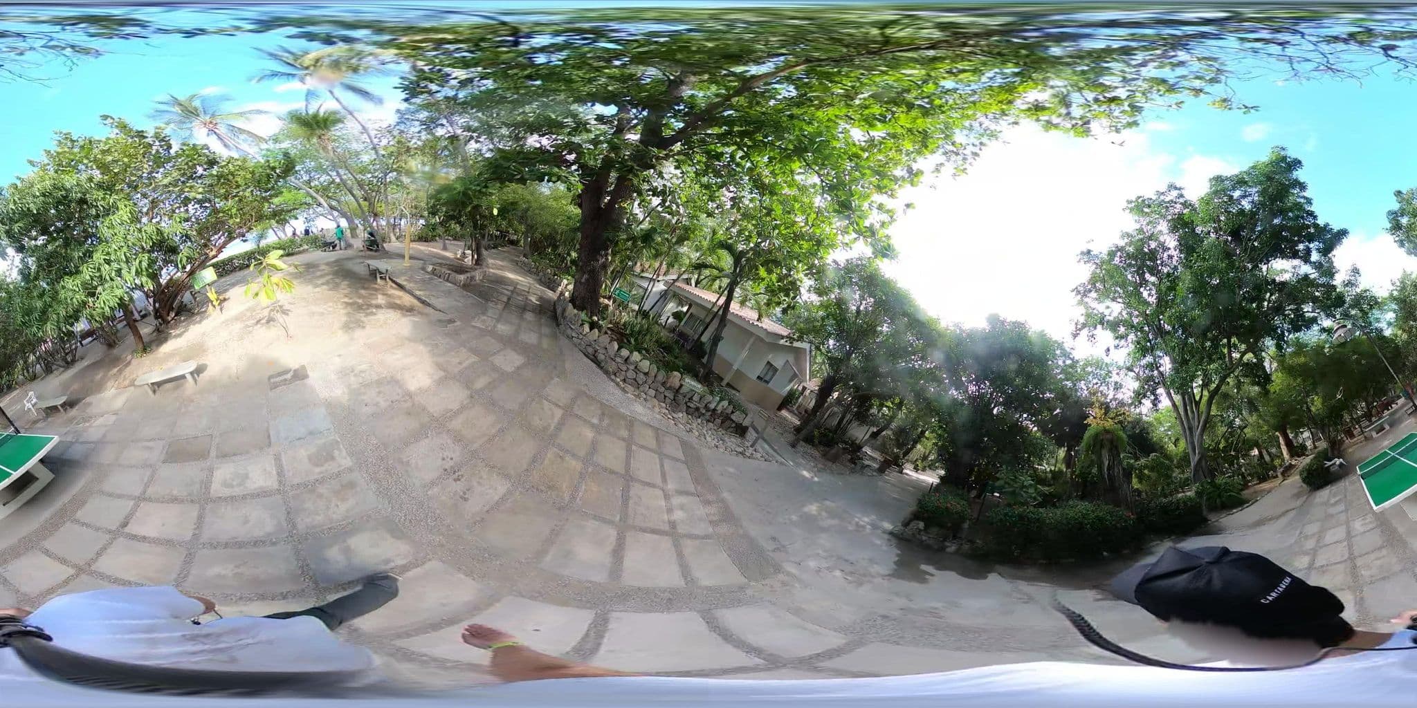 Street view near Hotel Irotama Bungalows & Bohíos, Santa Marta
