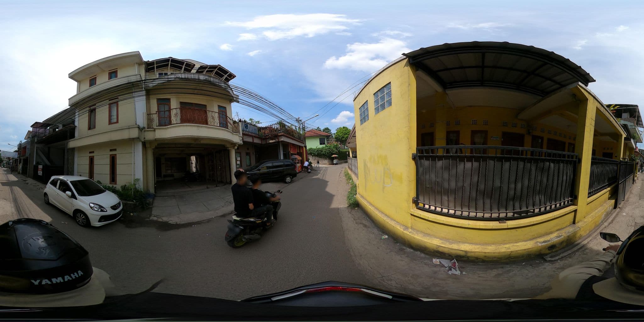Street view near Kosan dago pojok no 42 bandung, Bandung — © Kaart_Local (CC BY-SA · Mapillary)