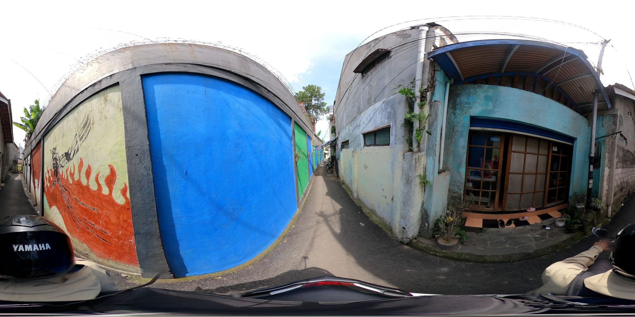 Street view near Toraja Heritage Hotel, Bandung — © Kaart_Local (CC BY-SA · Mapillary)