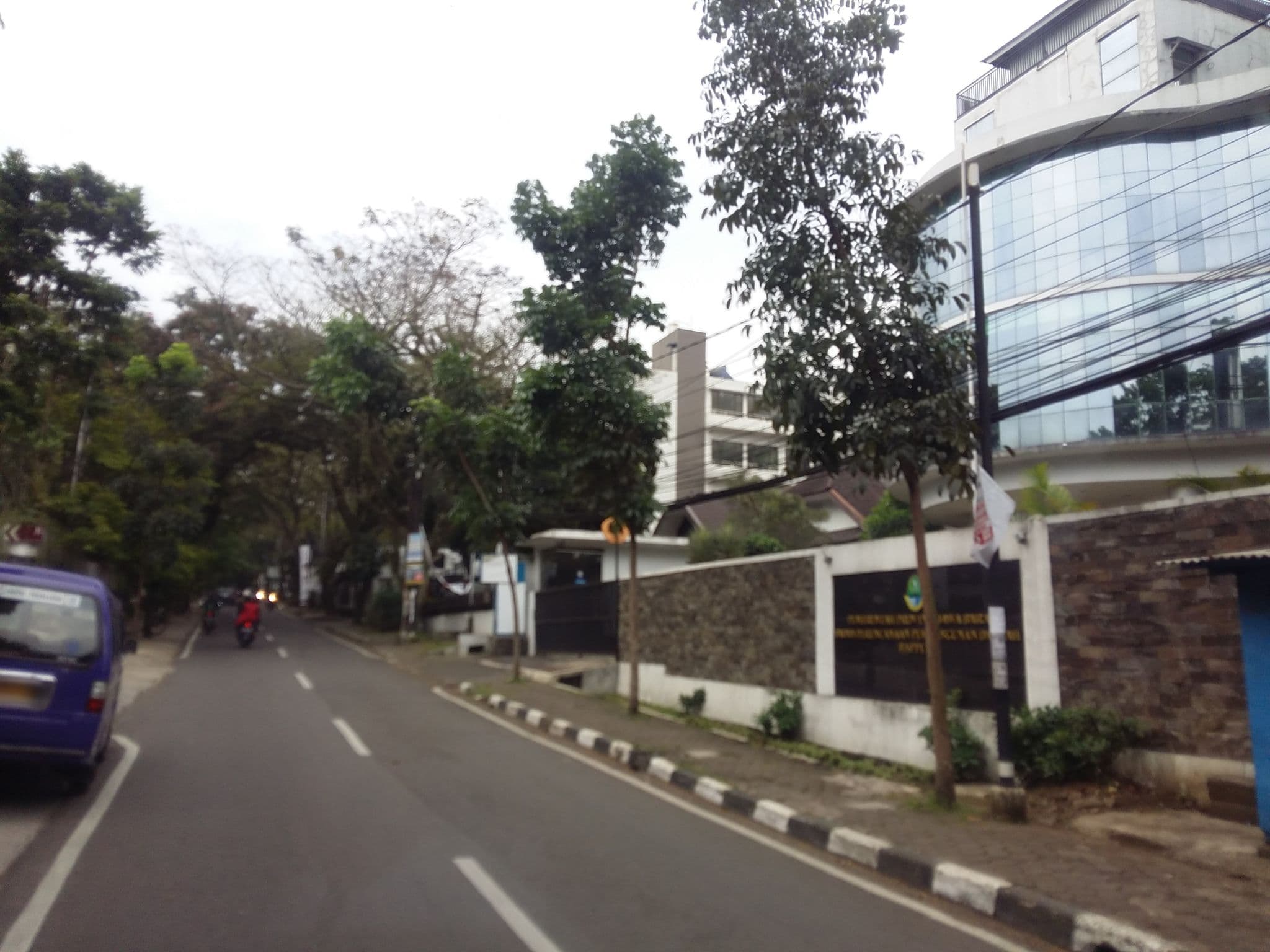 Street view near Poin Hommy, Bandung — © dirgam (CC BY-SA · Mapillary)