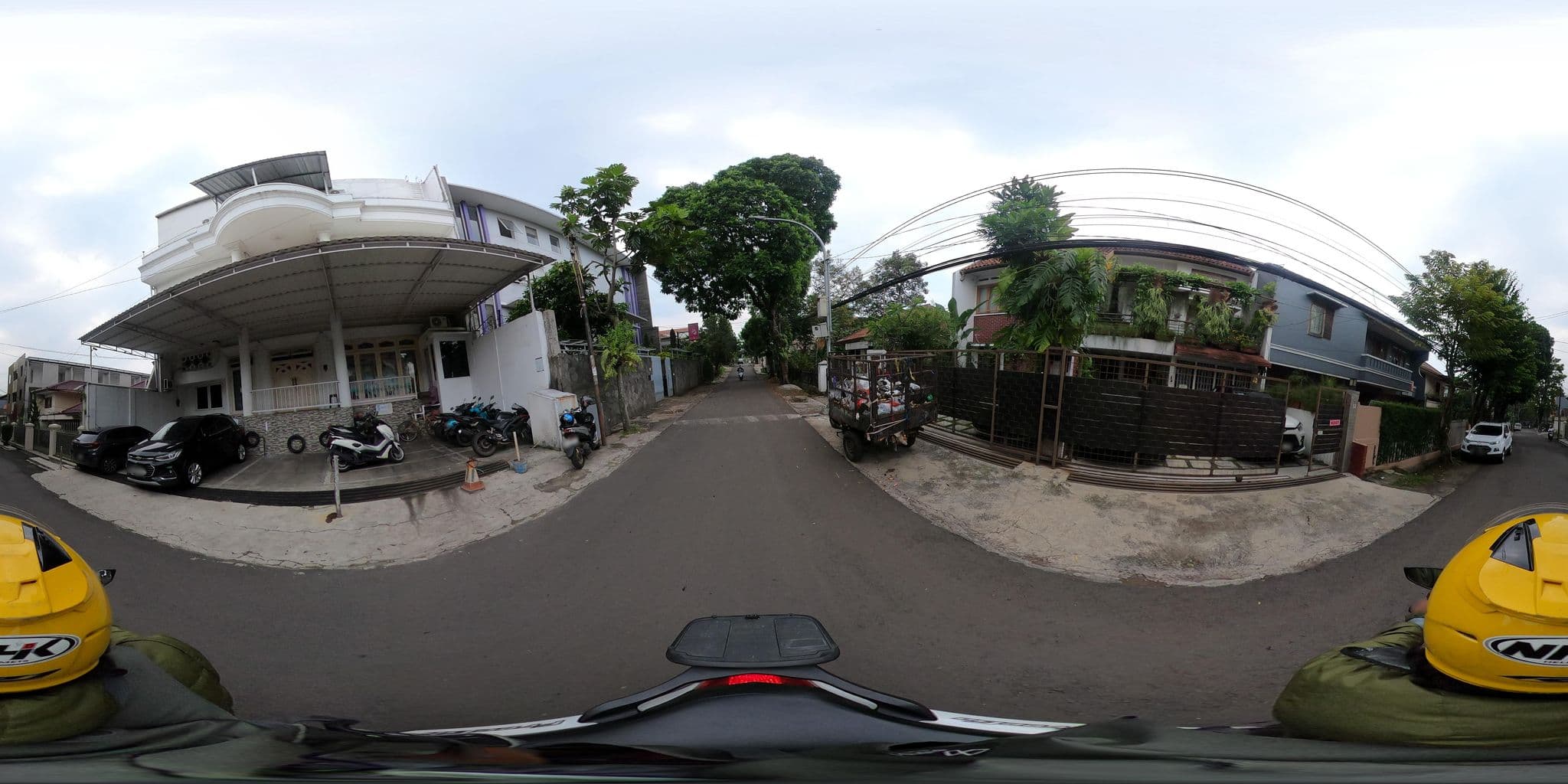 Street view near Werewolf Base, Bandung — © Kaart_Local (CC BY-SA · Mapillary)