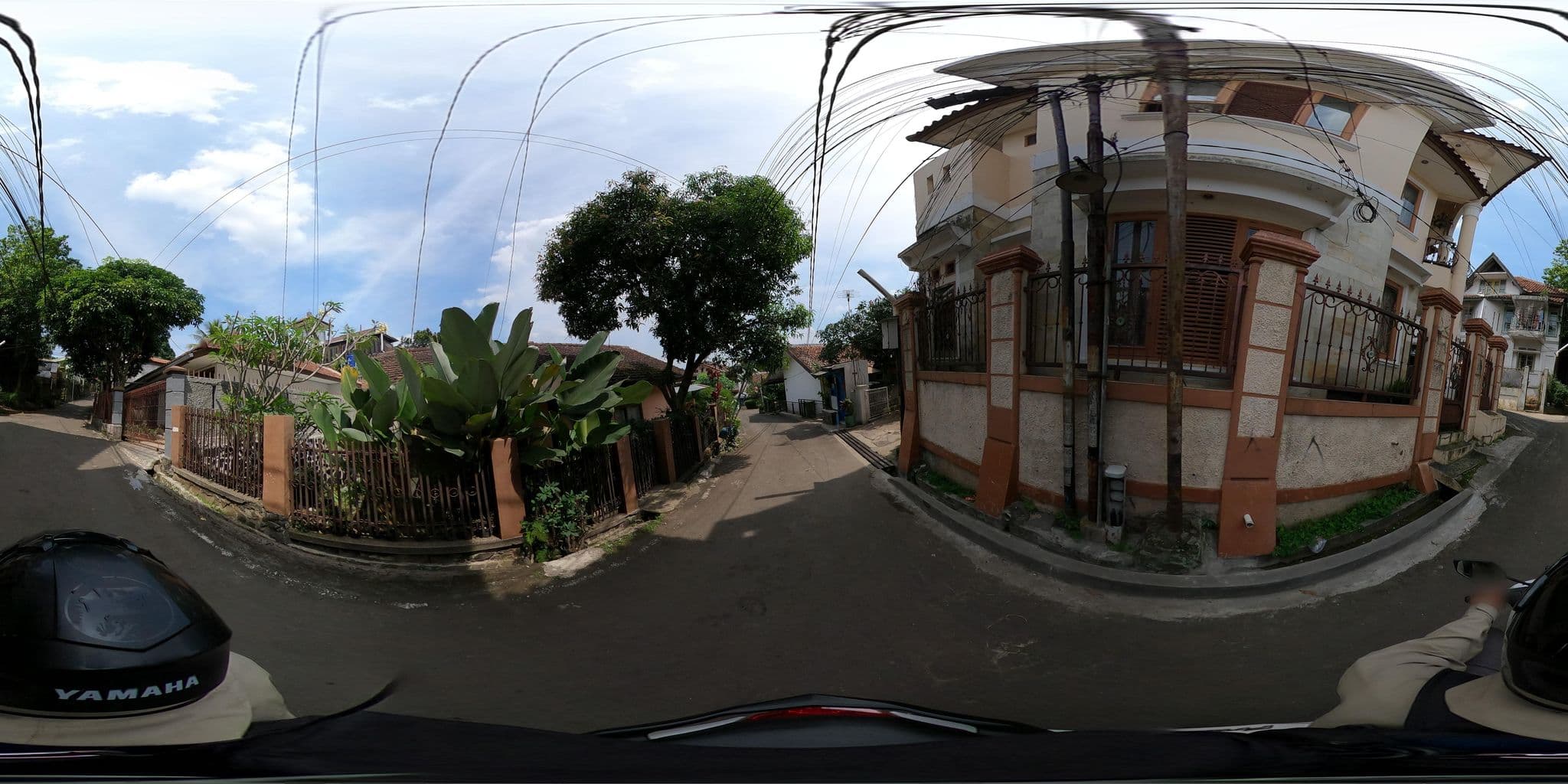 Street view near Suraatmadja Room, Bandung — © Kaart_Local (CC BY-SA · Mapillary)