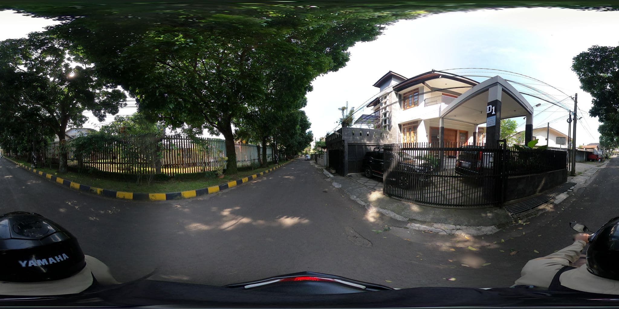 Street view near wisma Bblm, Bandung — © Kaart_Local (CC BY-SA · Mapillary)