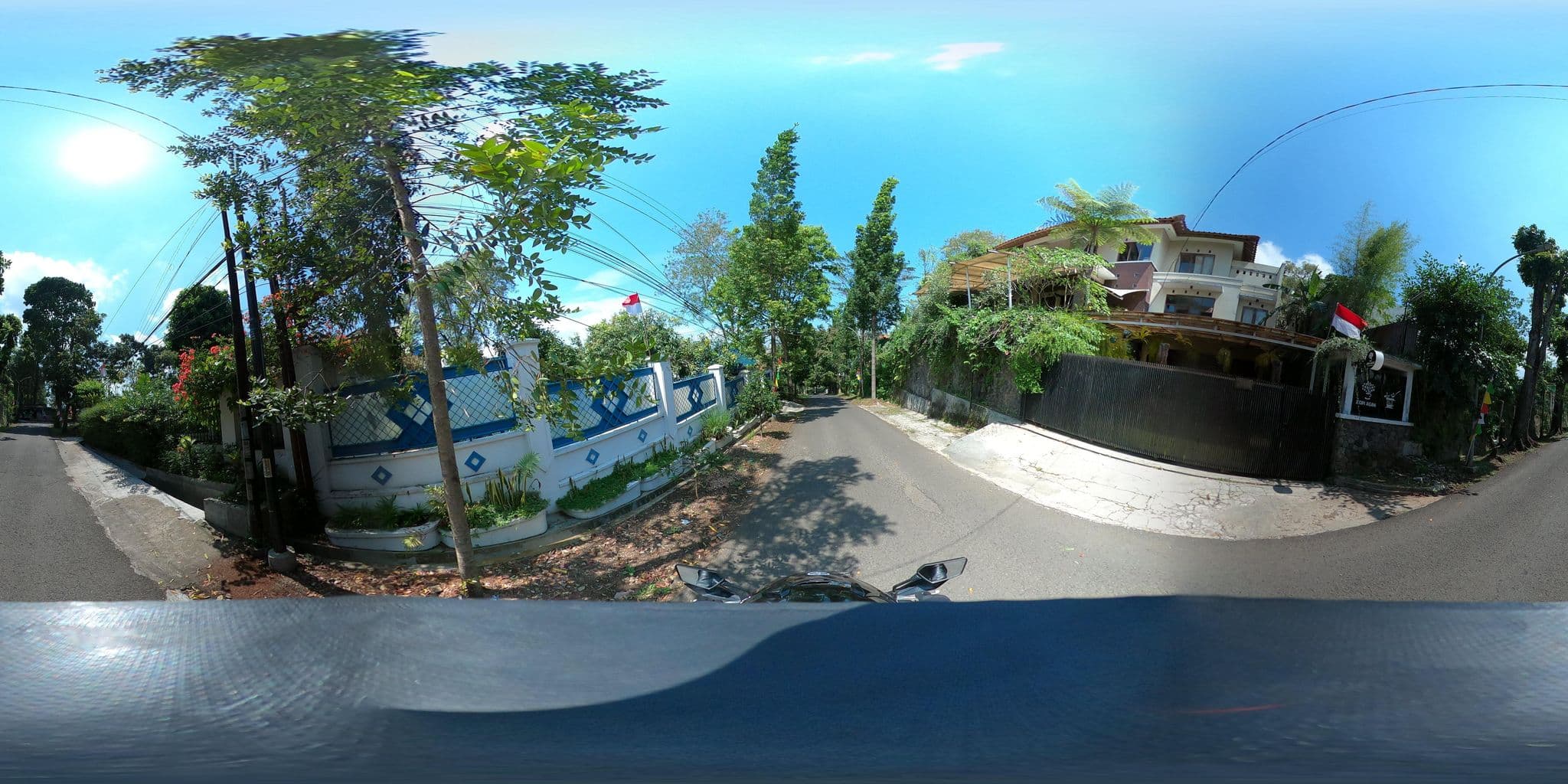Street view near Bukit Dago Village, Bandung — © Kaart_Local (CC BY-SA · Mapillary)