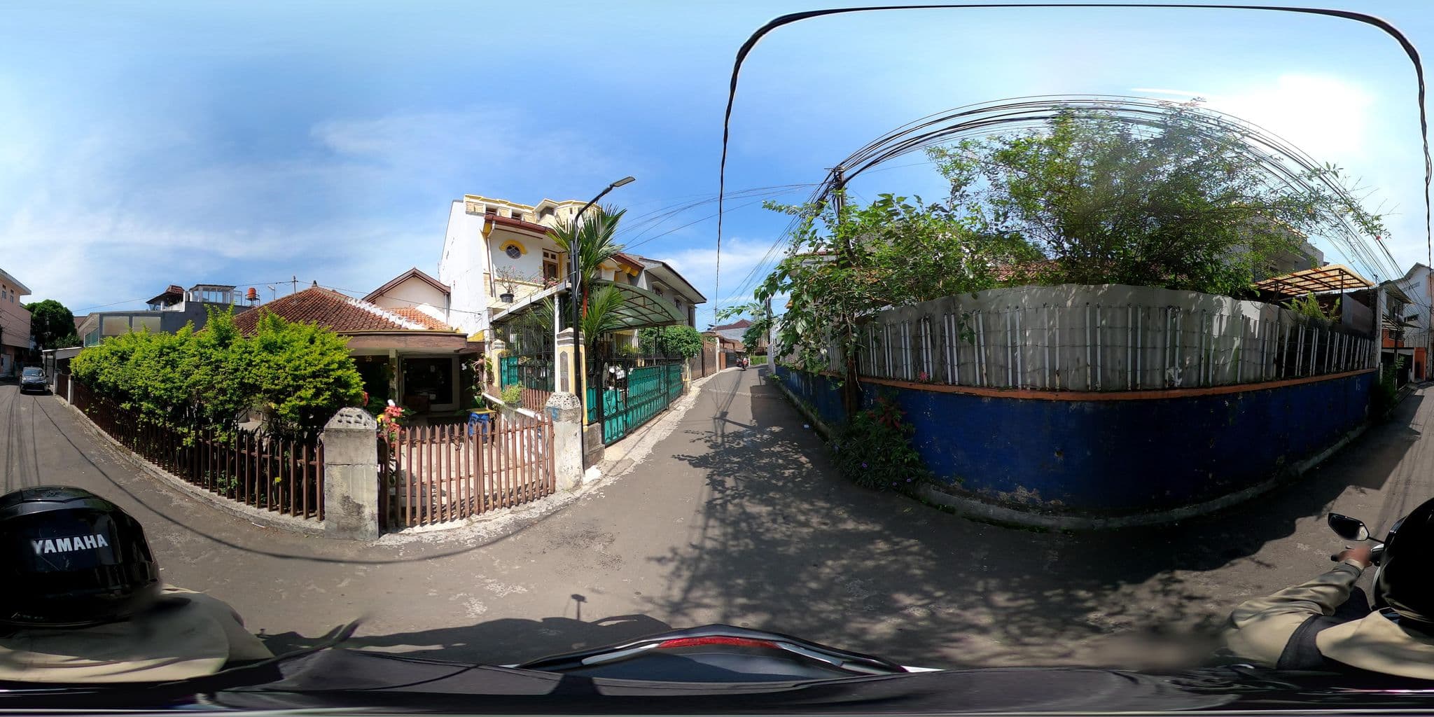 Street view near Kosankosan, Bandung — © Kaart_Local (CC BY-SA · Mapillary)