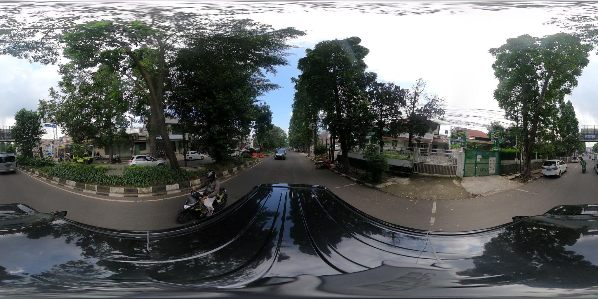 Street view near Garden Hostel, Bandung — © kaart_360 (CC BY-SA · Mapillary)